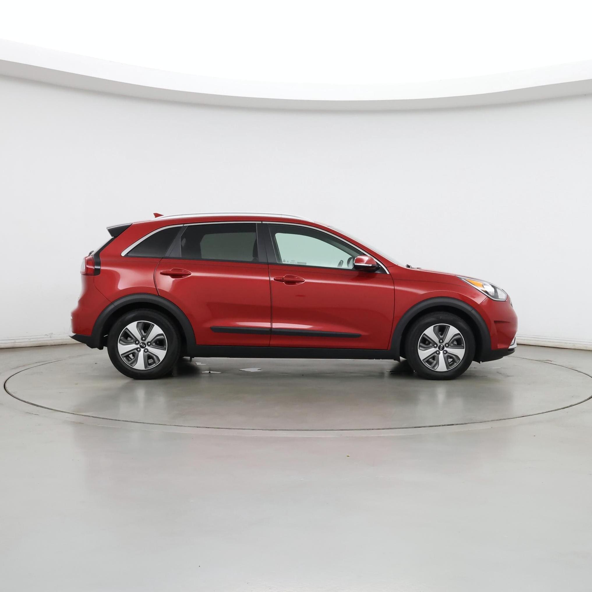 Thumbnail: 2019 Kia Niro - 7
