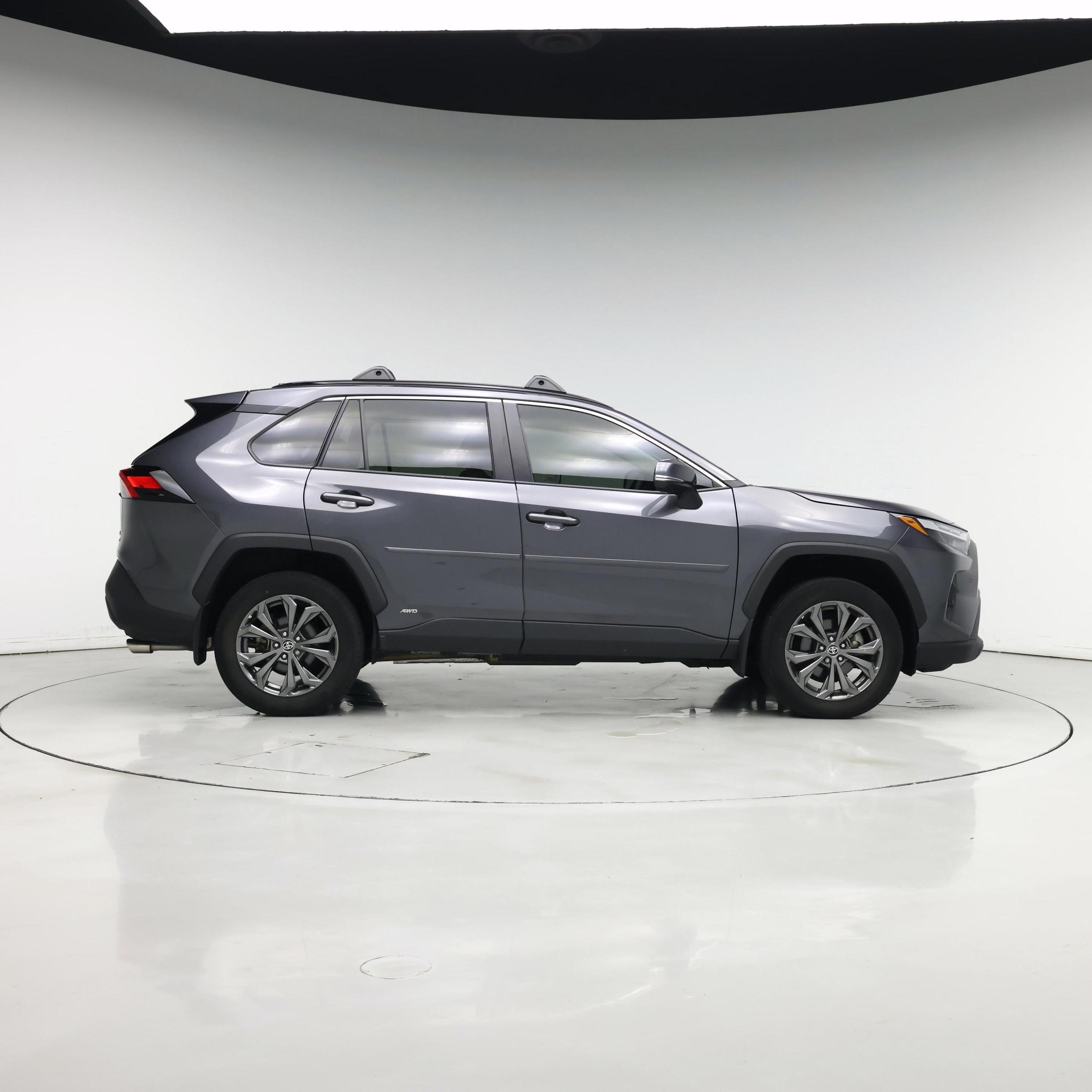 Thumbnail: 2023 Toyota RAV4 - 7