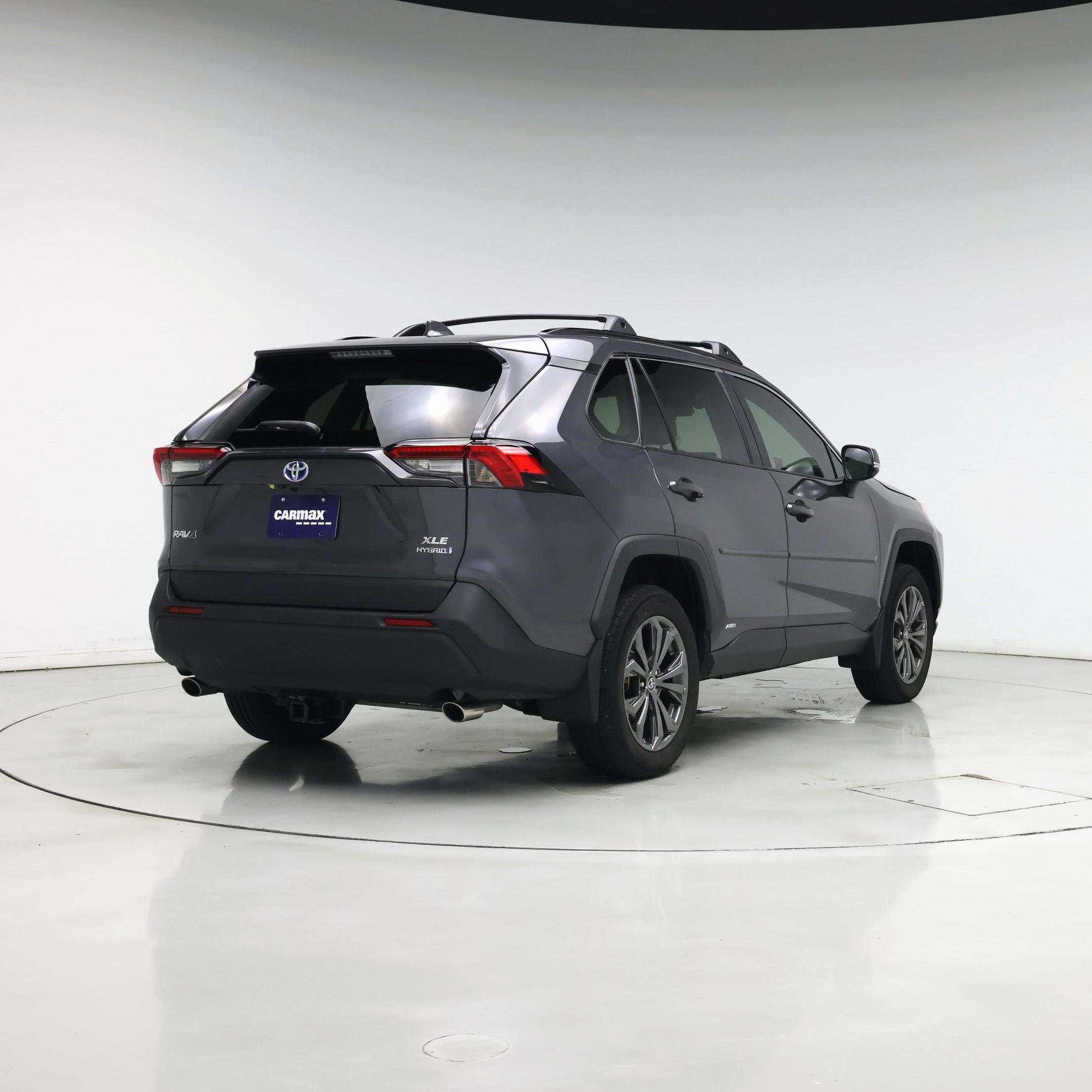 Thumbnail: 2023 Toyota RAV4 - 8