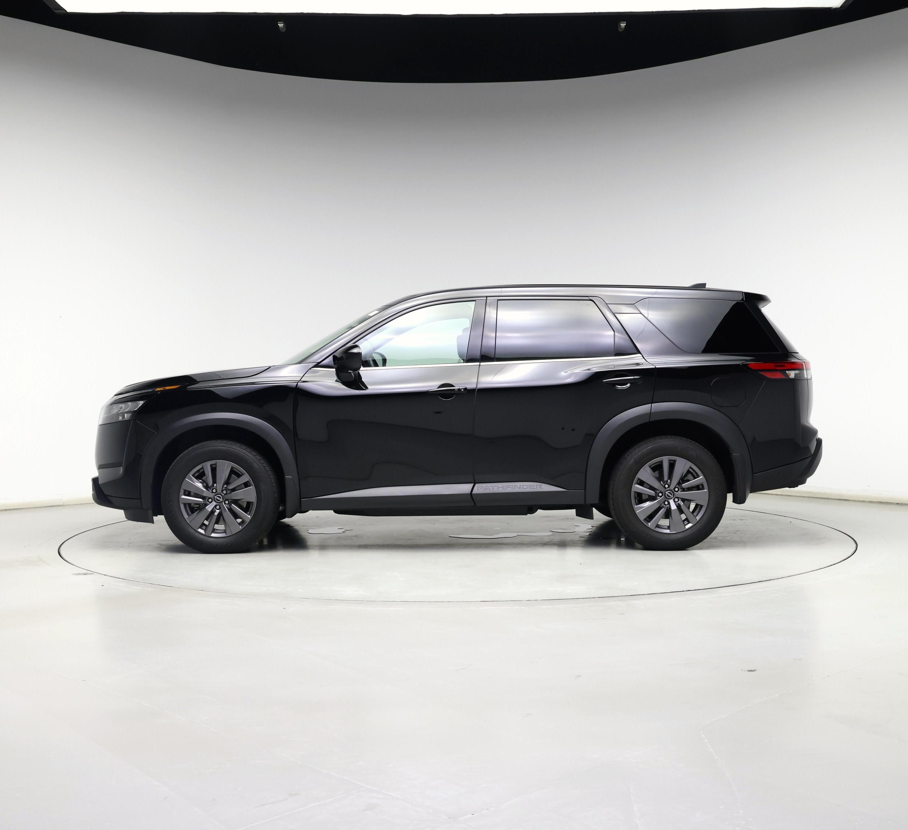 Thumbnail: 2023 Nissan Pathfinder - 3