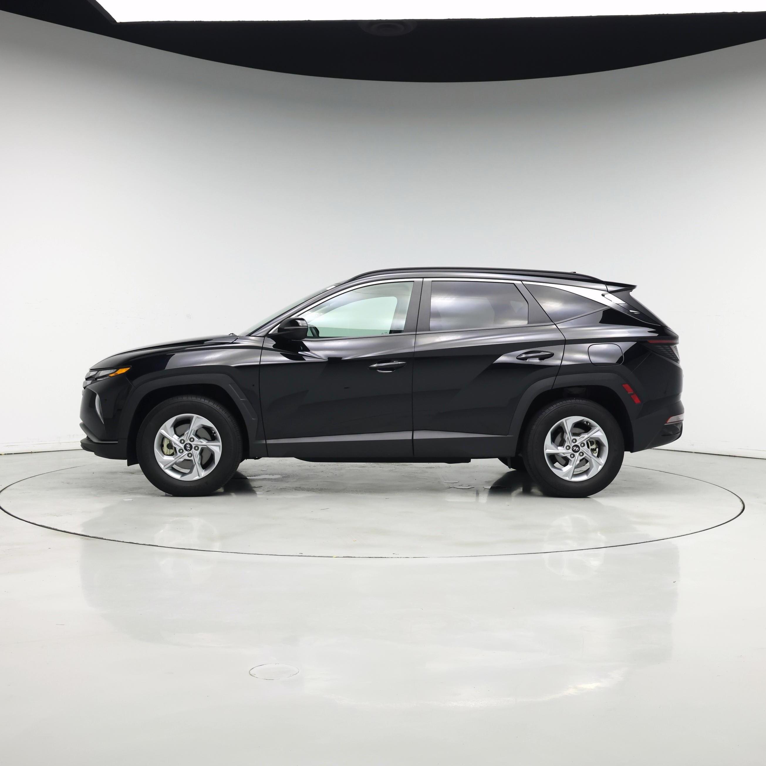 Thumbnail: 2023 Hyundai Tucson - 3
