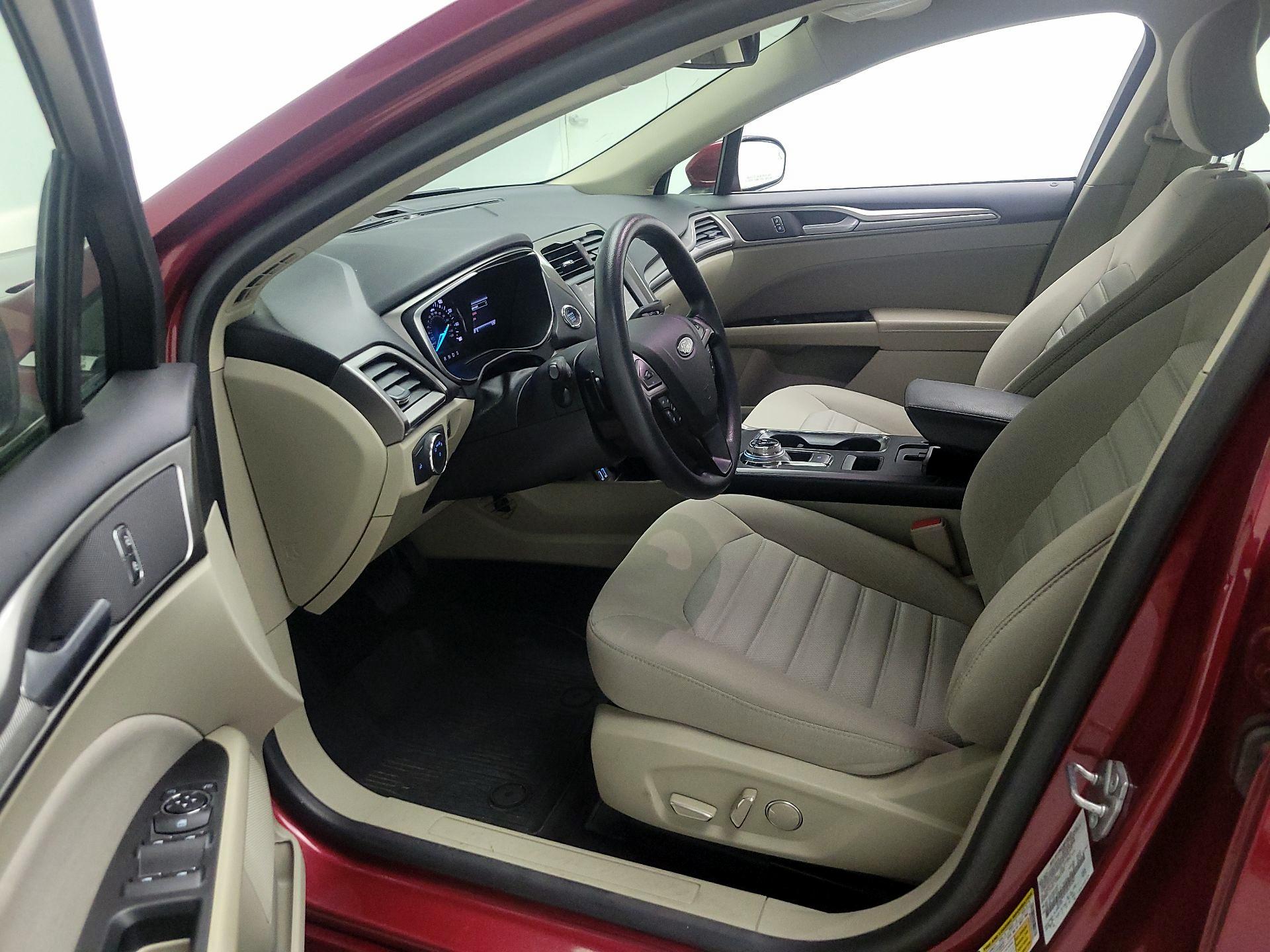 Thumbnail: 2019 Ford Fusion - 11