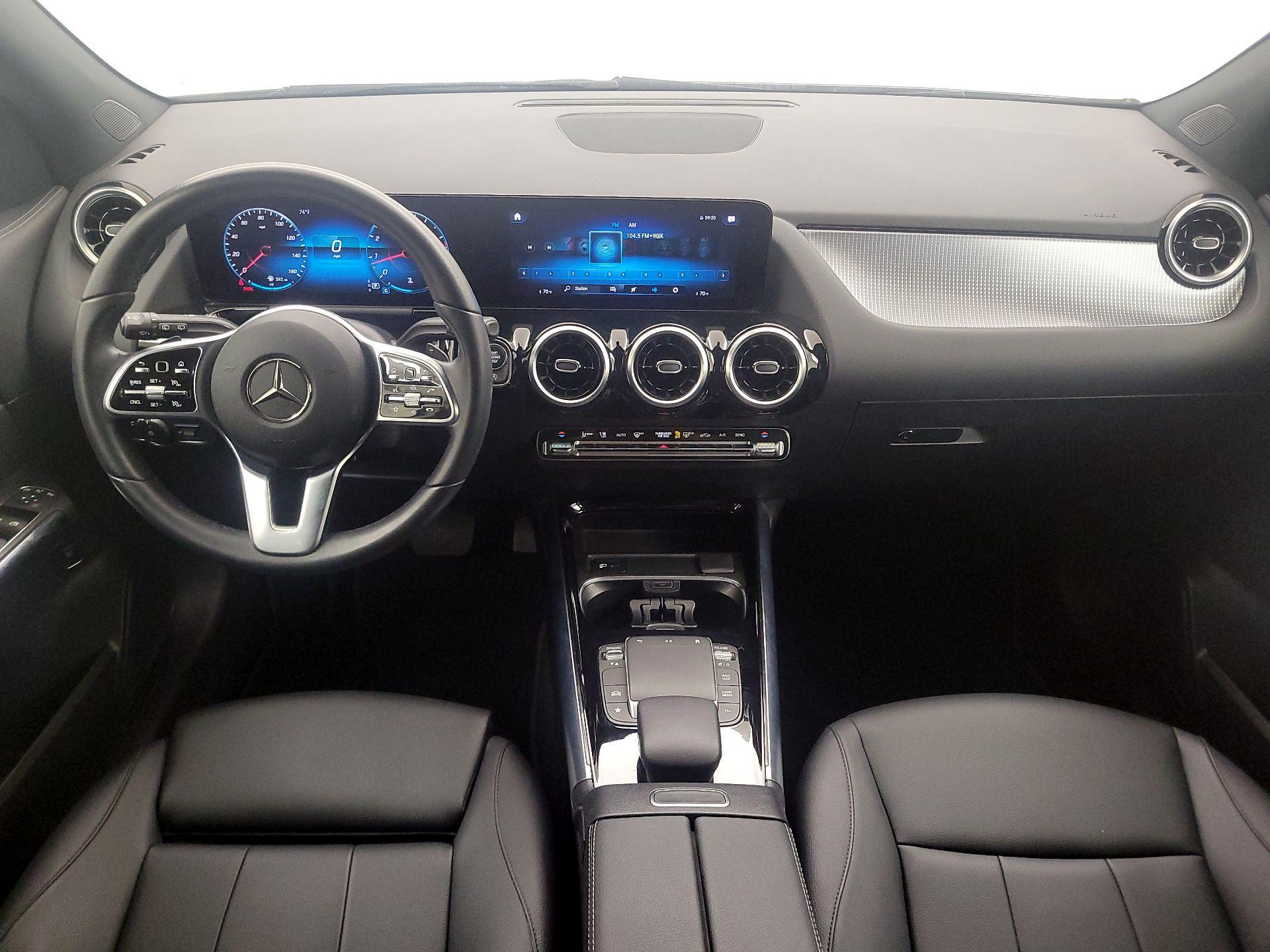 Thumbnail: 2022 Mercedes-Benz GLA - 9