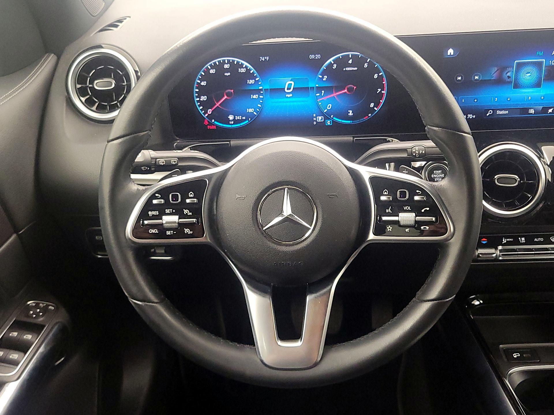 Thumbnail: 2022 Mercedes-Benz GLA - 10