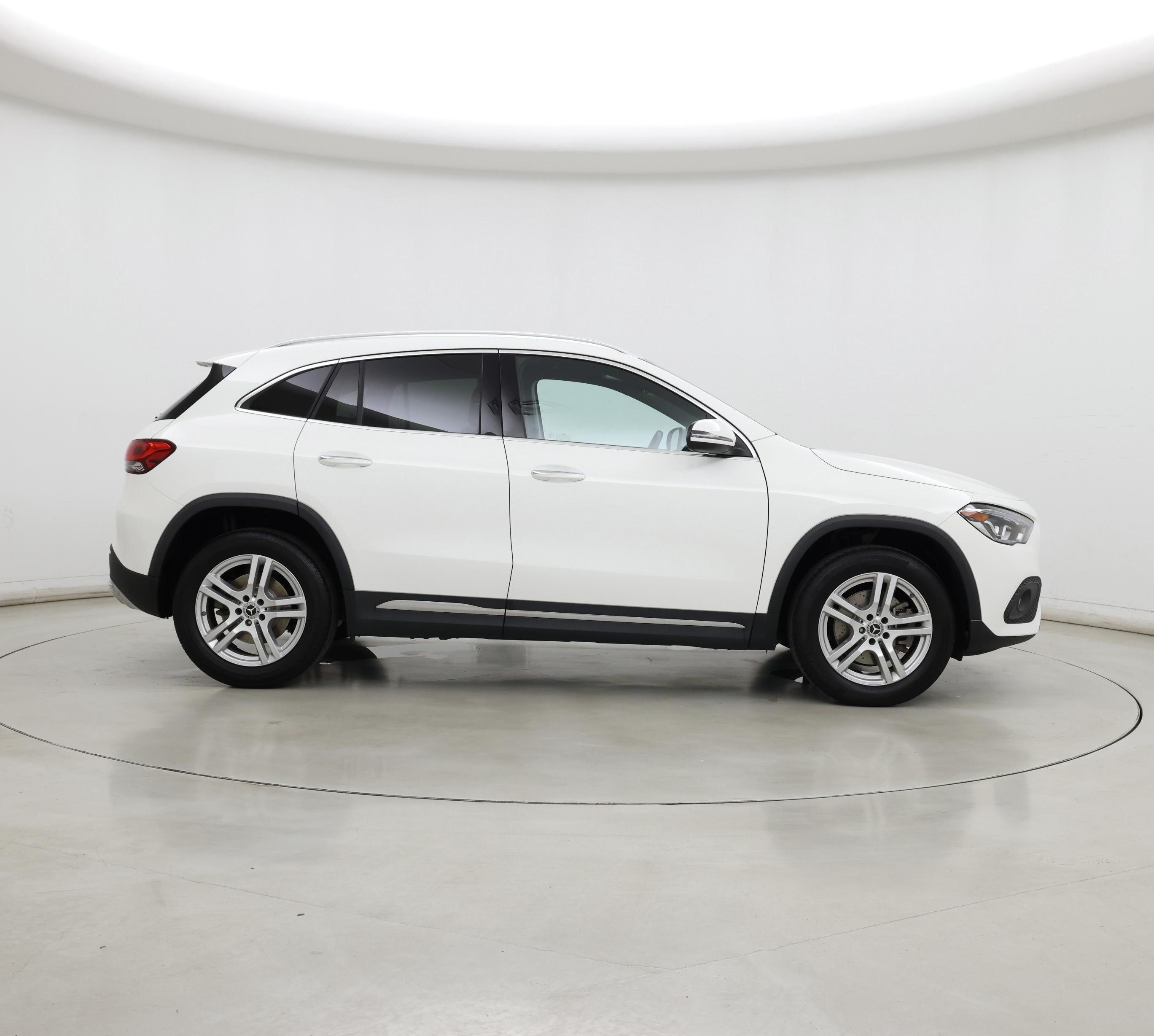 Thumbnail: 2022 Mercedes-Benz GLA - 7