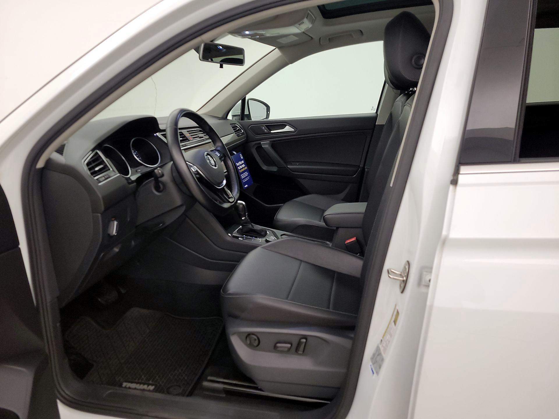 Thumbnail: 2019 Volkswagen Tiguan - 11