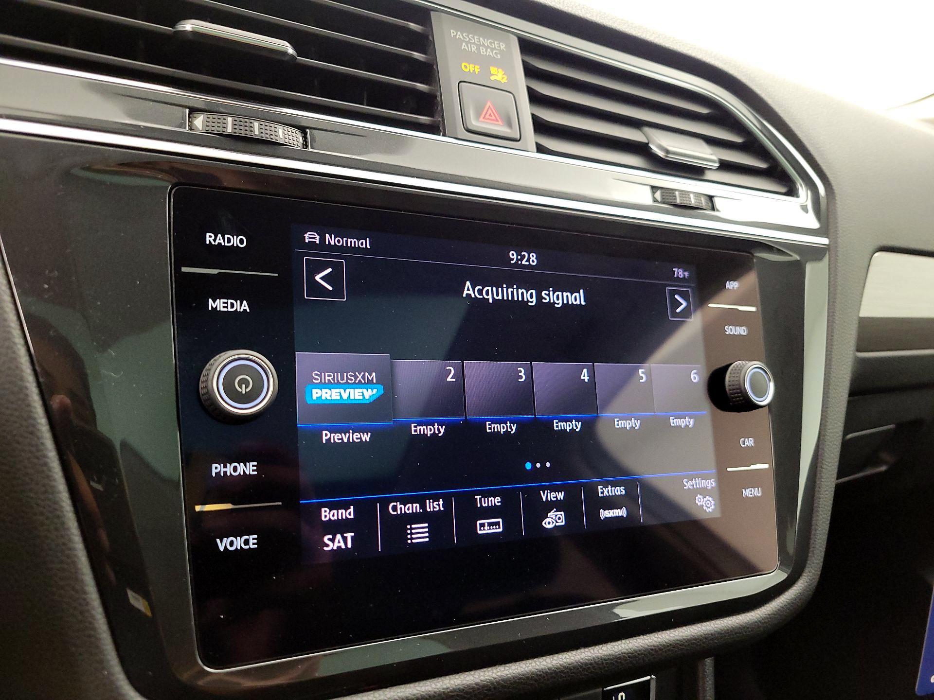 Thumbnail: 2019 Volkswagen Tiguan - 15