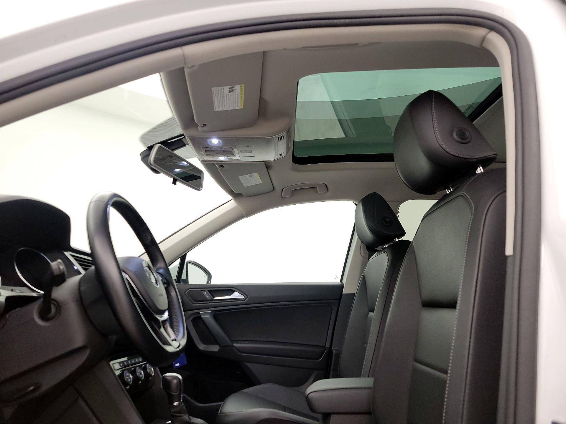Thumbnail: 2019 Volkswagen Tiguan - 19