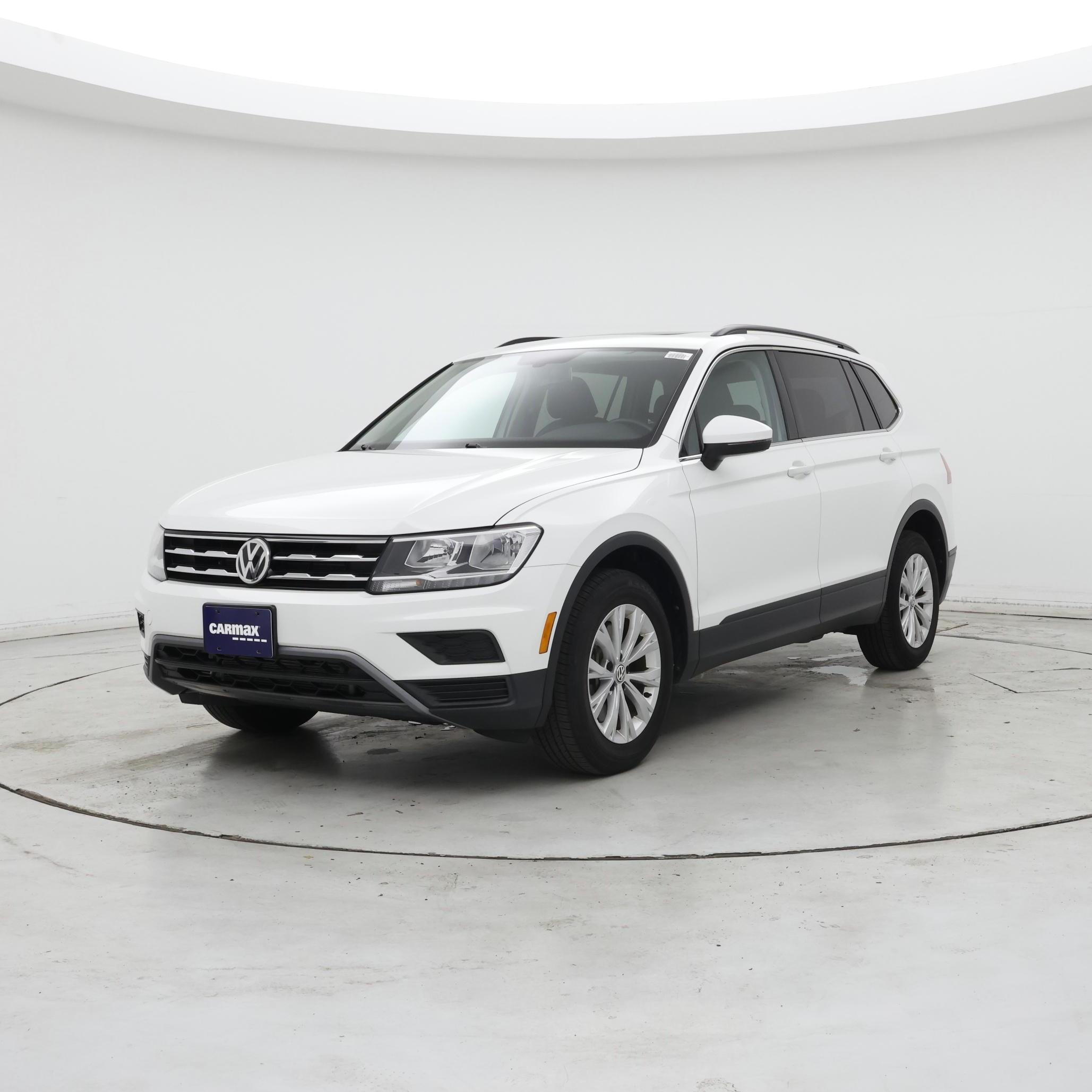 Thumbnail: 2019 Volkswagen Tiguan - 4