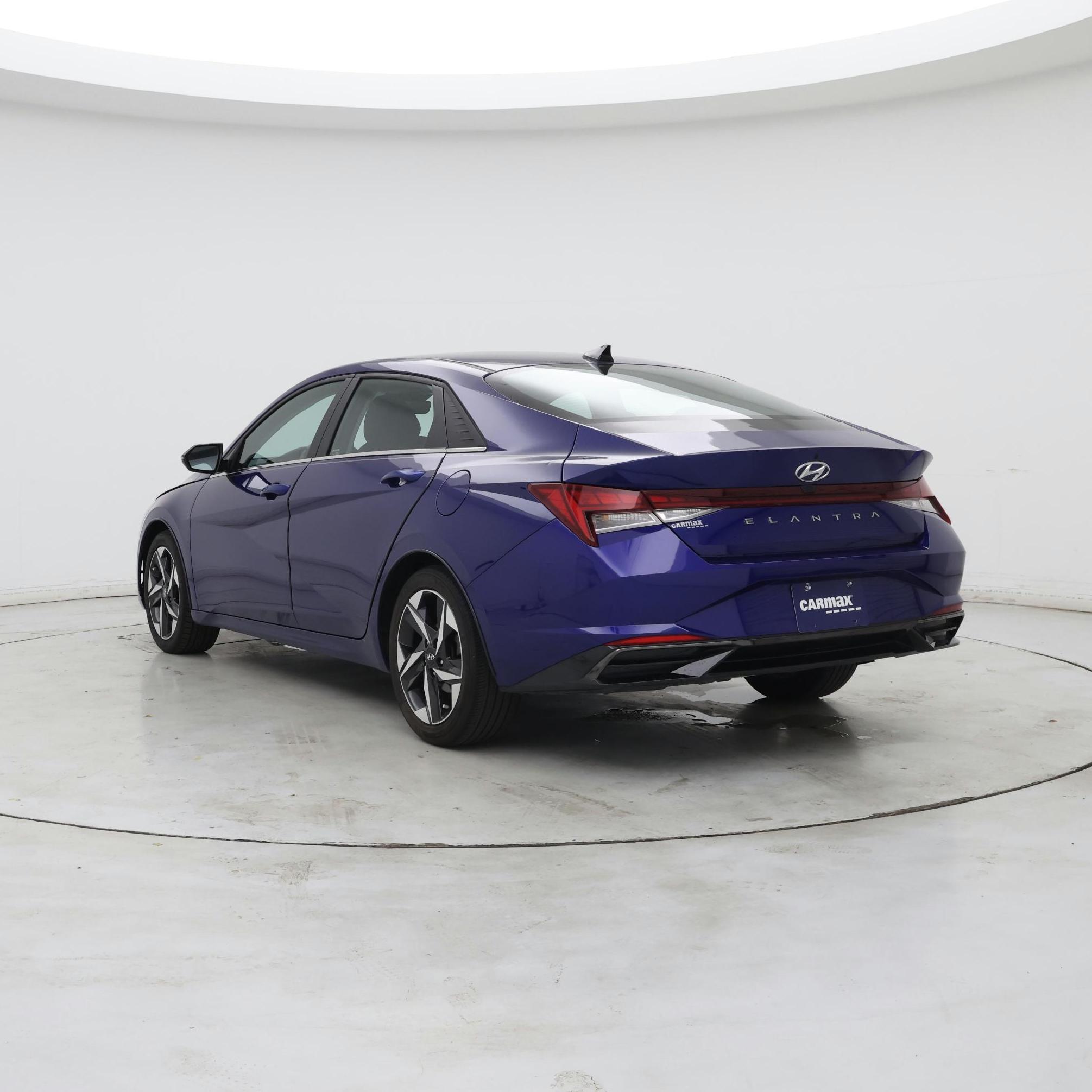 Thumbnail: 2022 Hyundai Elantra - 2