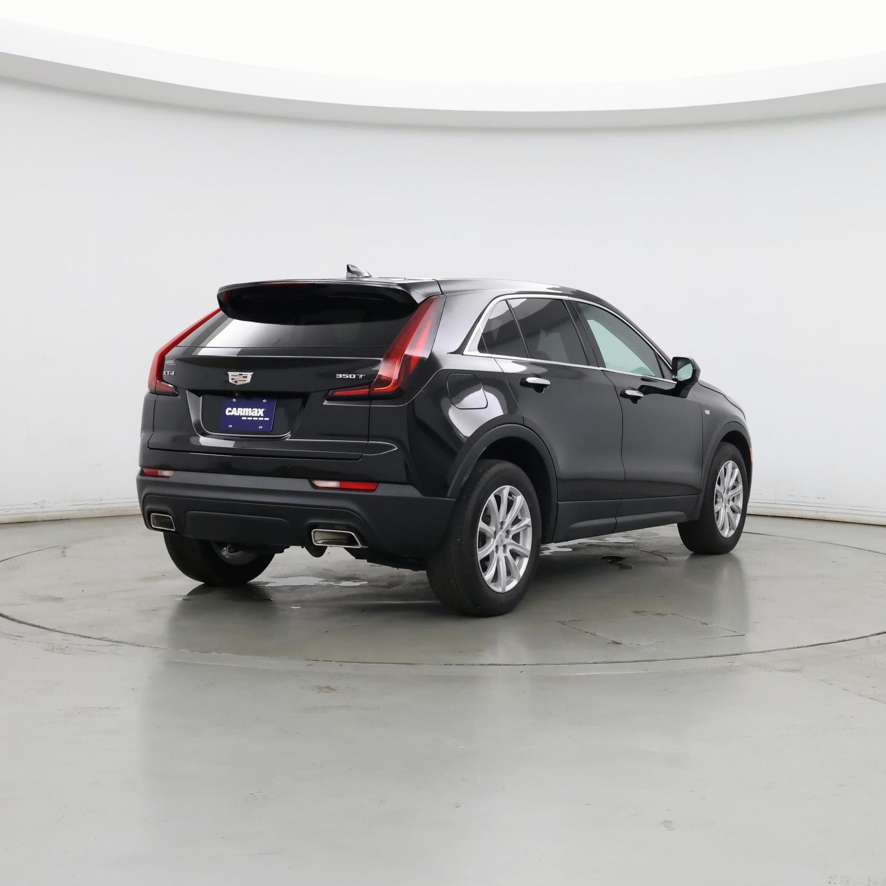 Thumbnail: 2022 Cadillac XT4 - 8
