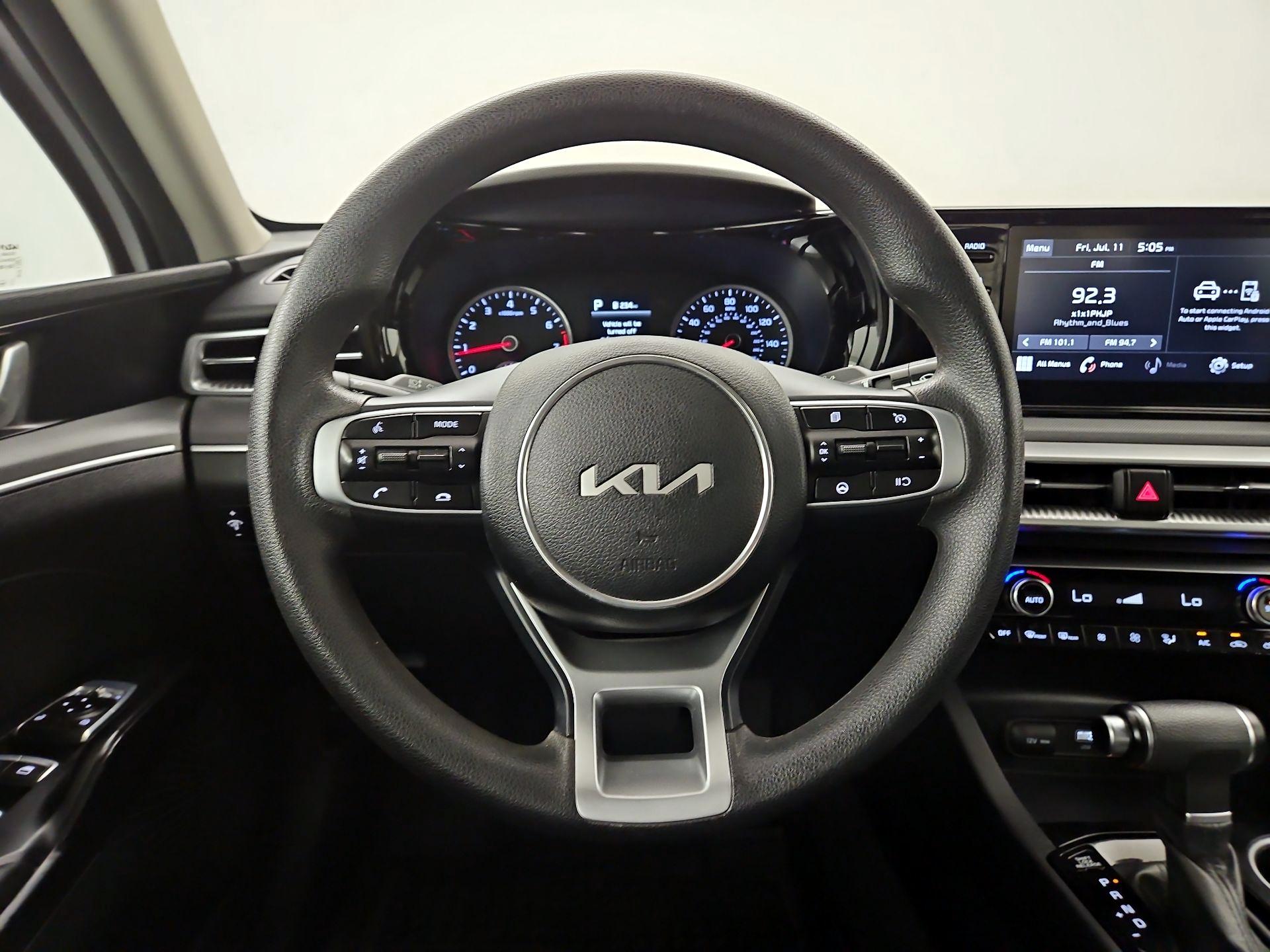 Thumbnail: 2023 Kia K5 - 10