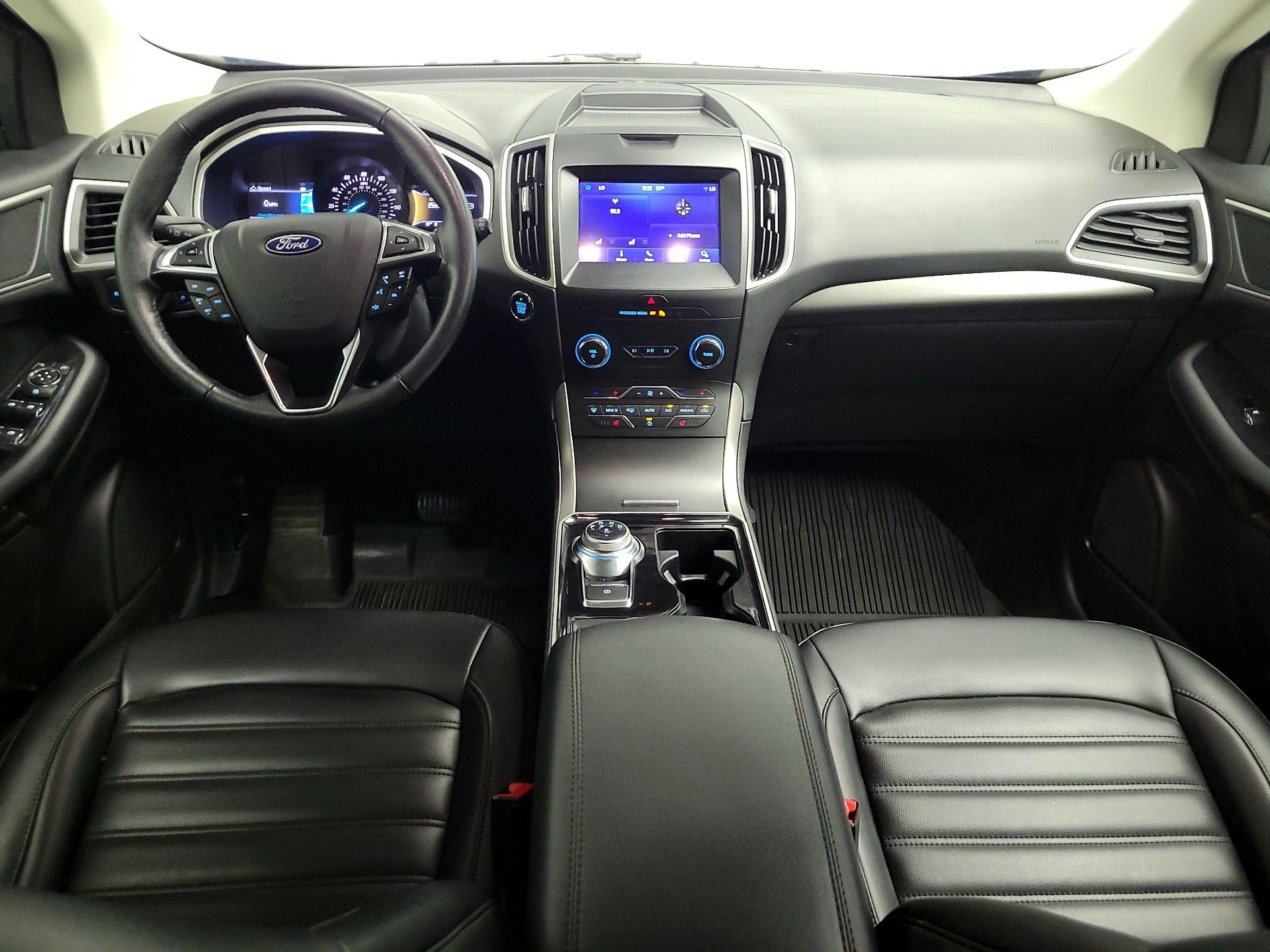 Thumbnail: 2020 Ford Edge - 9