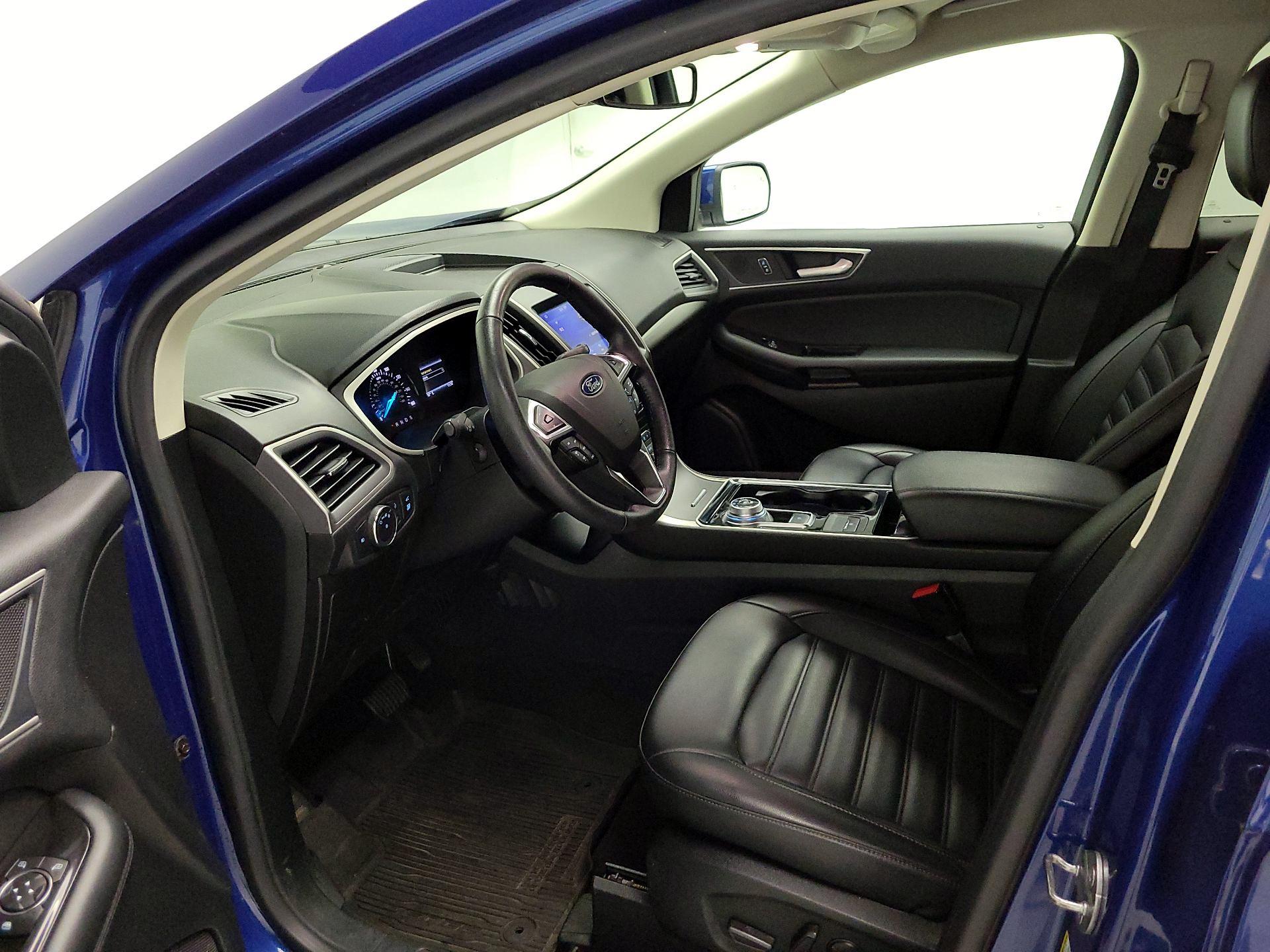 Thumbnail: 2020 Ford Edge - 11