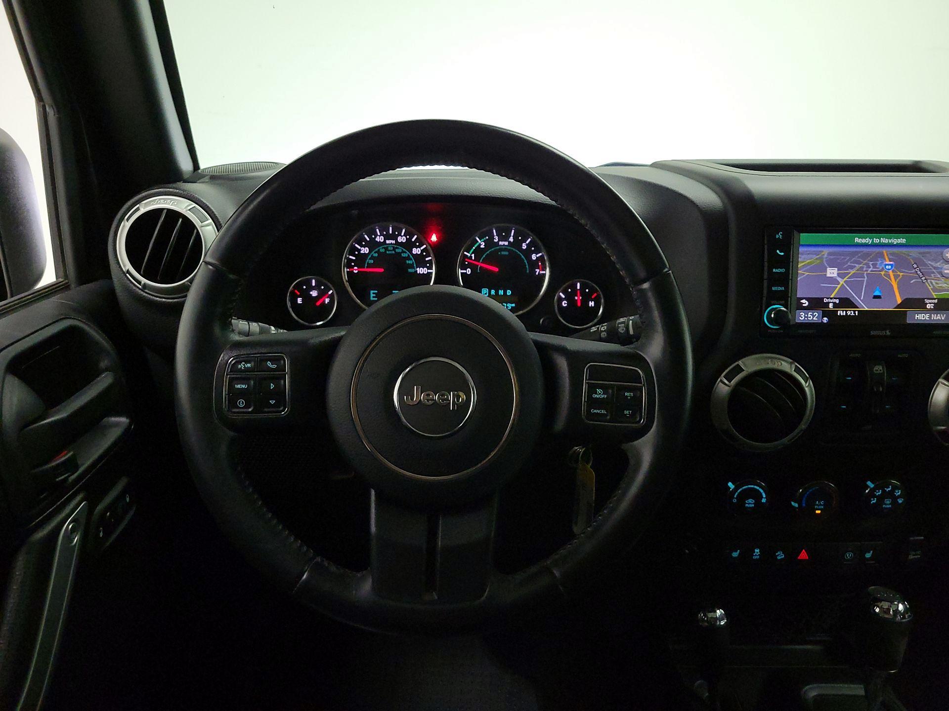 Thumbnail: 2017 Jeep Wrangler - 10