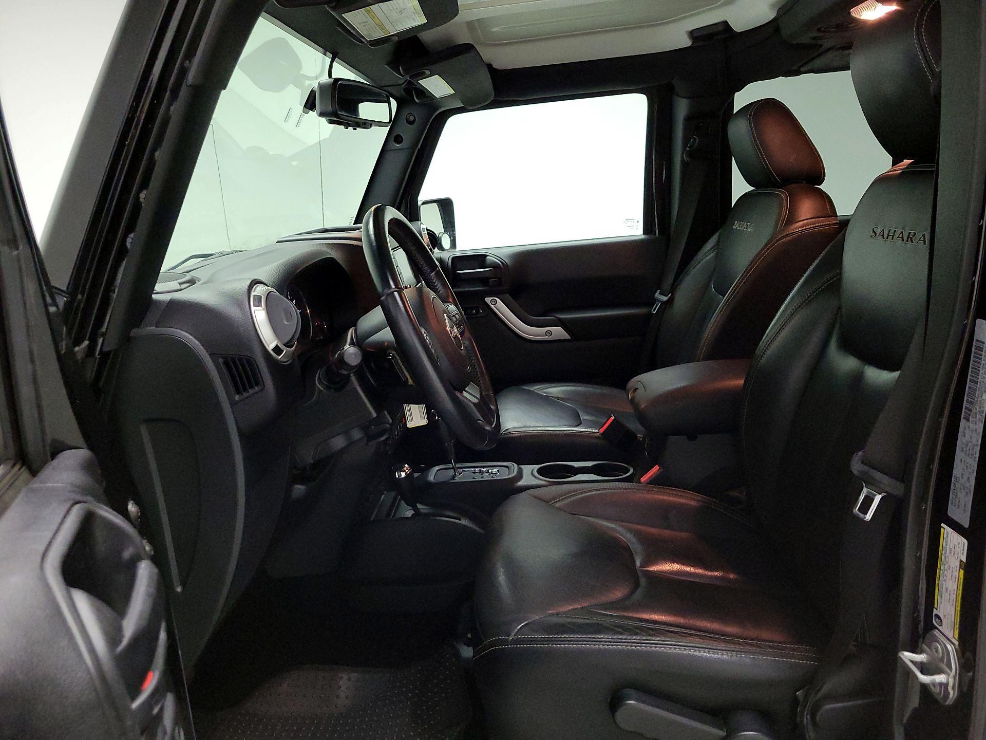 Thumbnail: 2017 Jeep Wrangler - 11