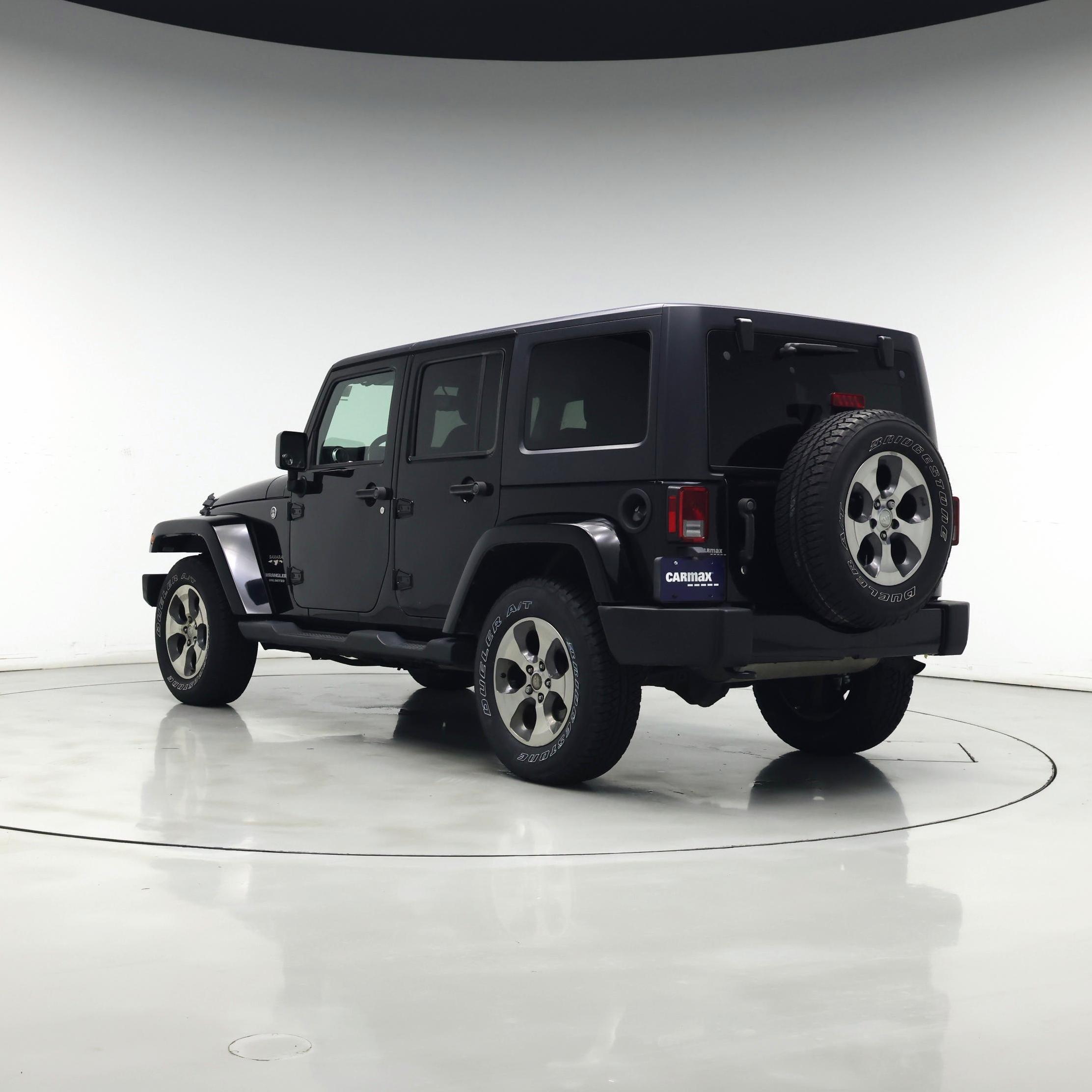 Thumbnail: 2017 Jeep Wrangler - 2