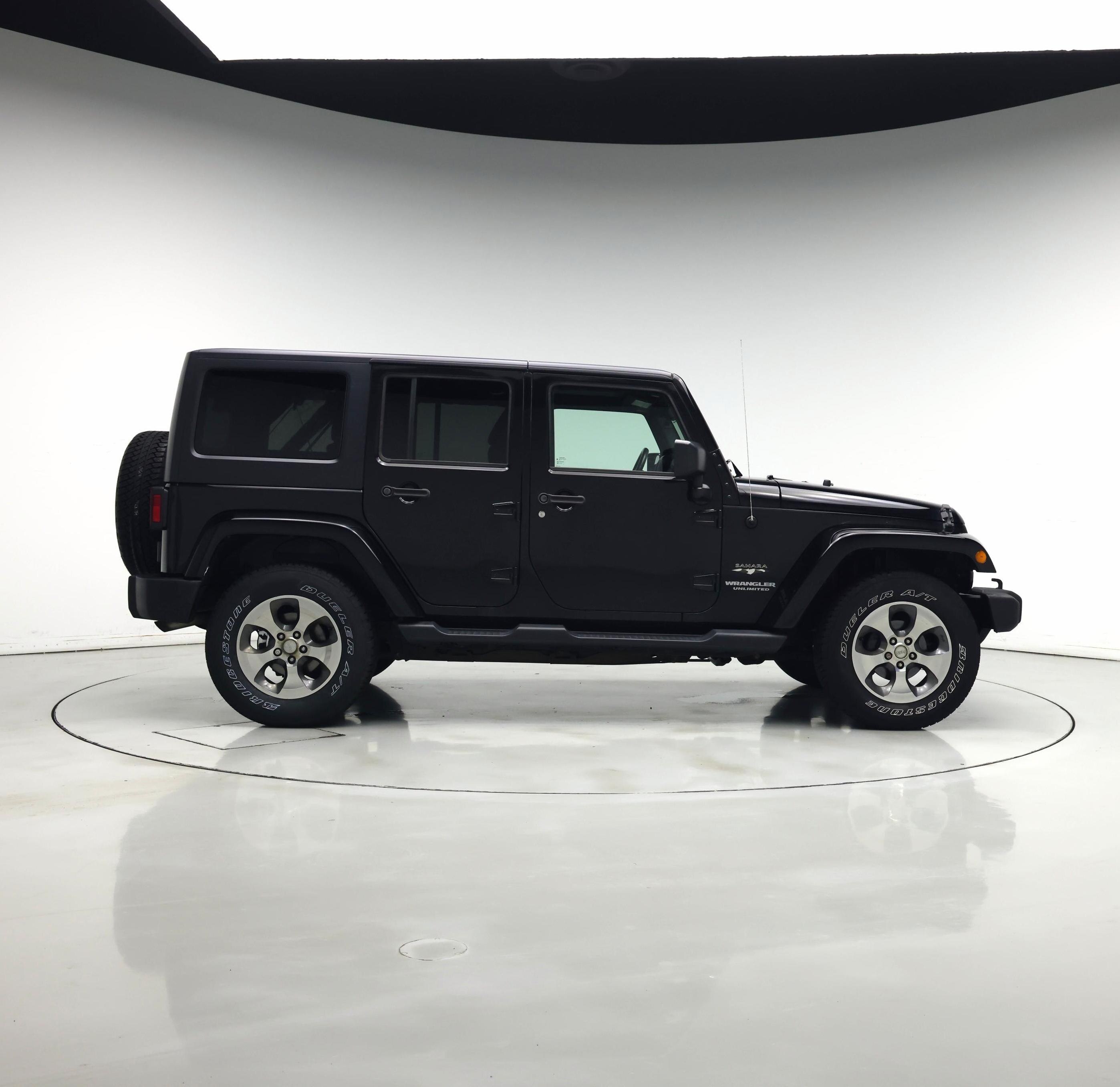 Thumbnail: 2017 Jeep Wrangler - 7