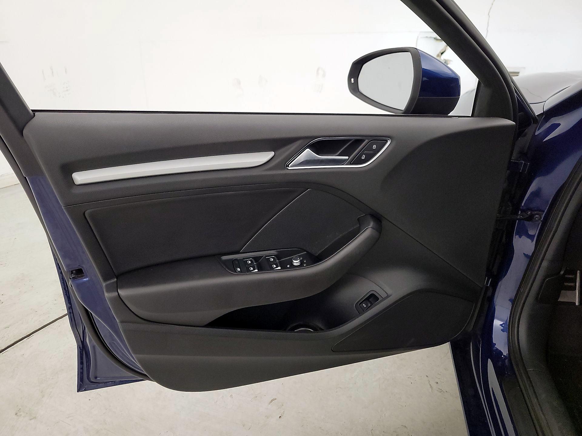 Thumbnail: 2016 Audi A3 - 12