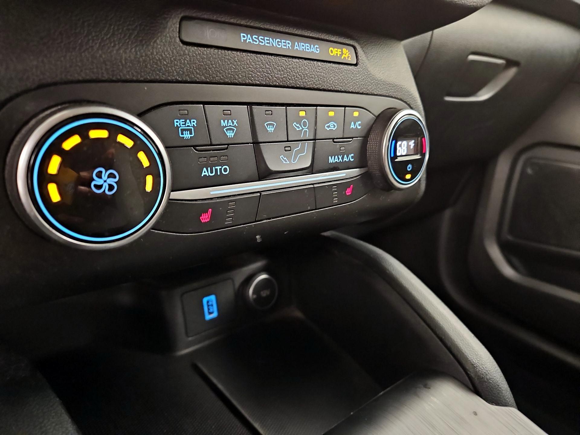 Thumbnail: 2020 Ford Escape - 17