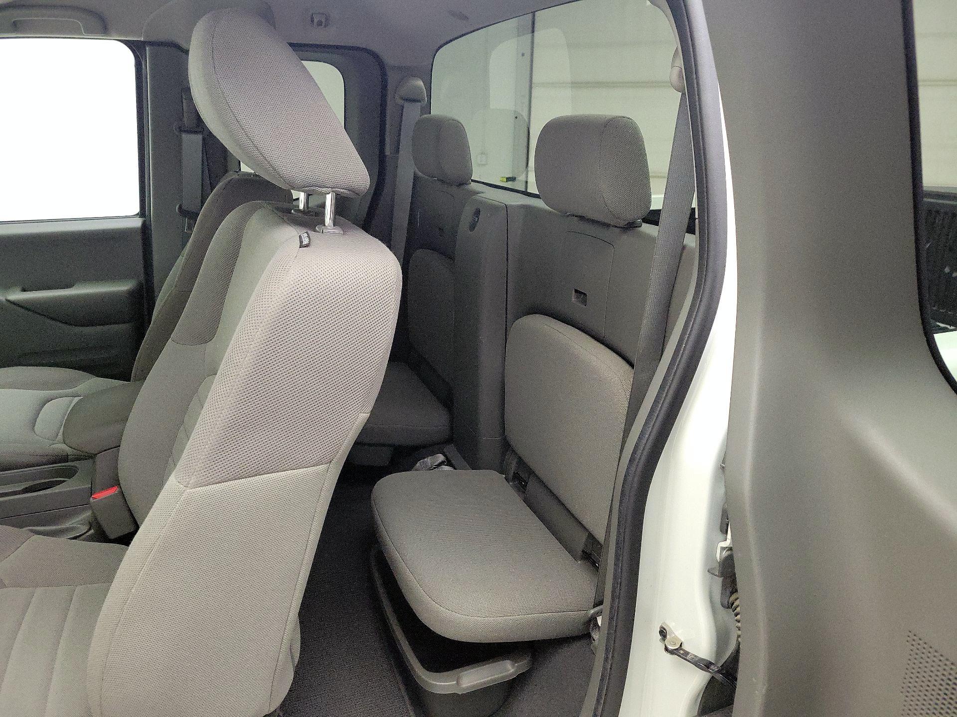 Thumbnail: 2018 Nissan Frontier - 19