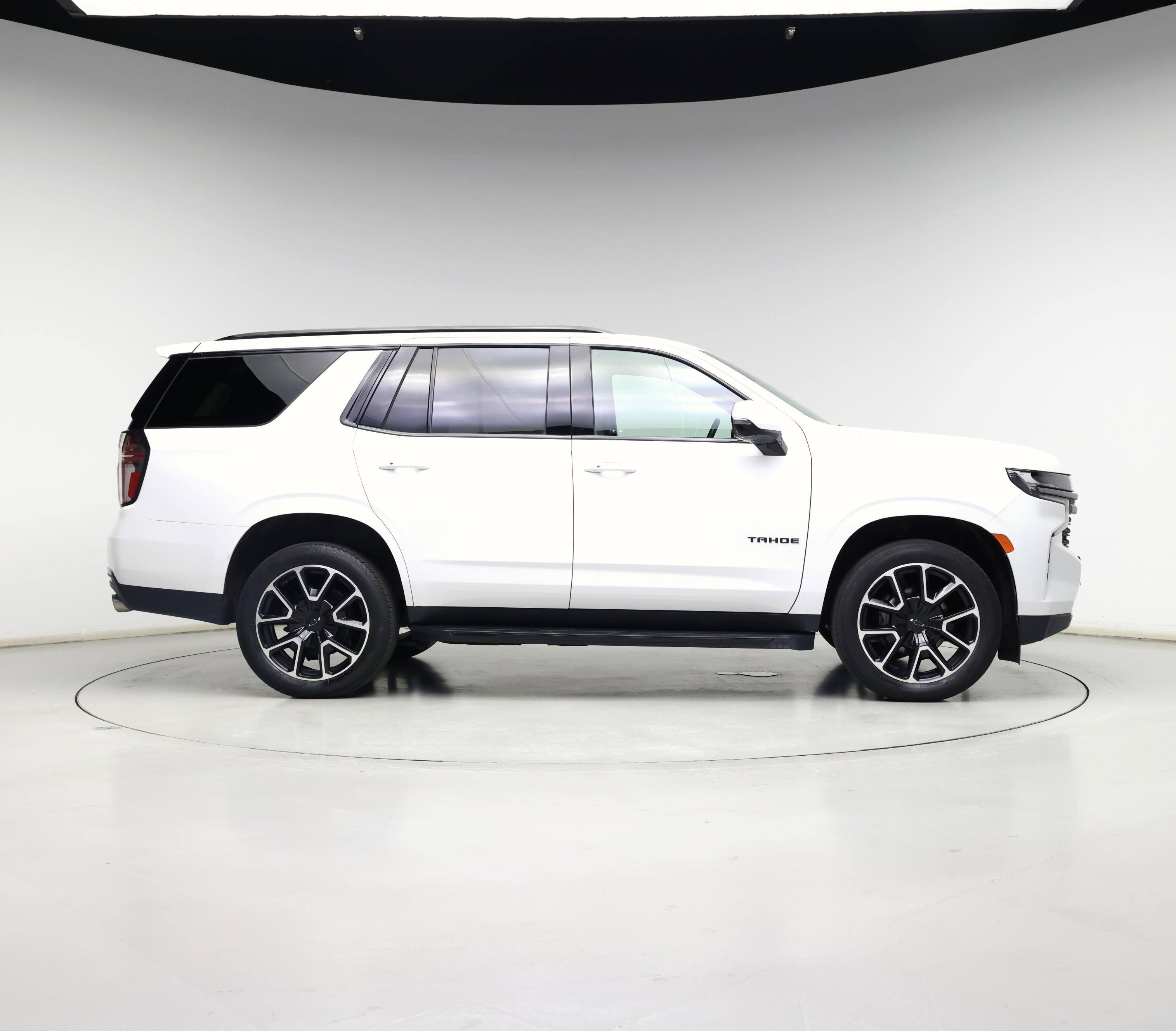 Thumbnail: 2022 Chevrolet Tahoe - 7