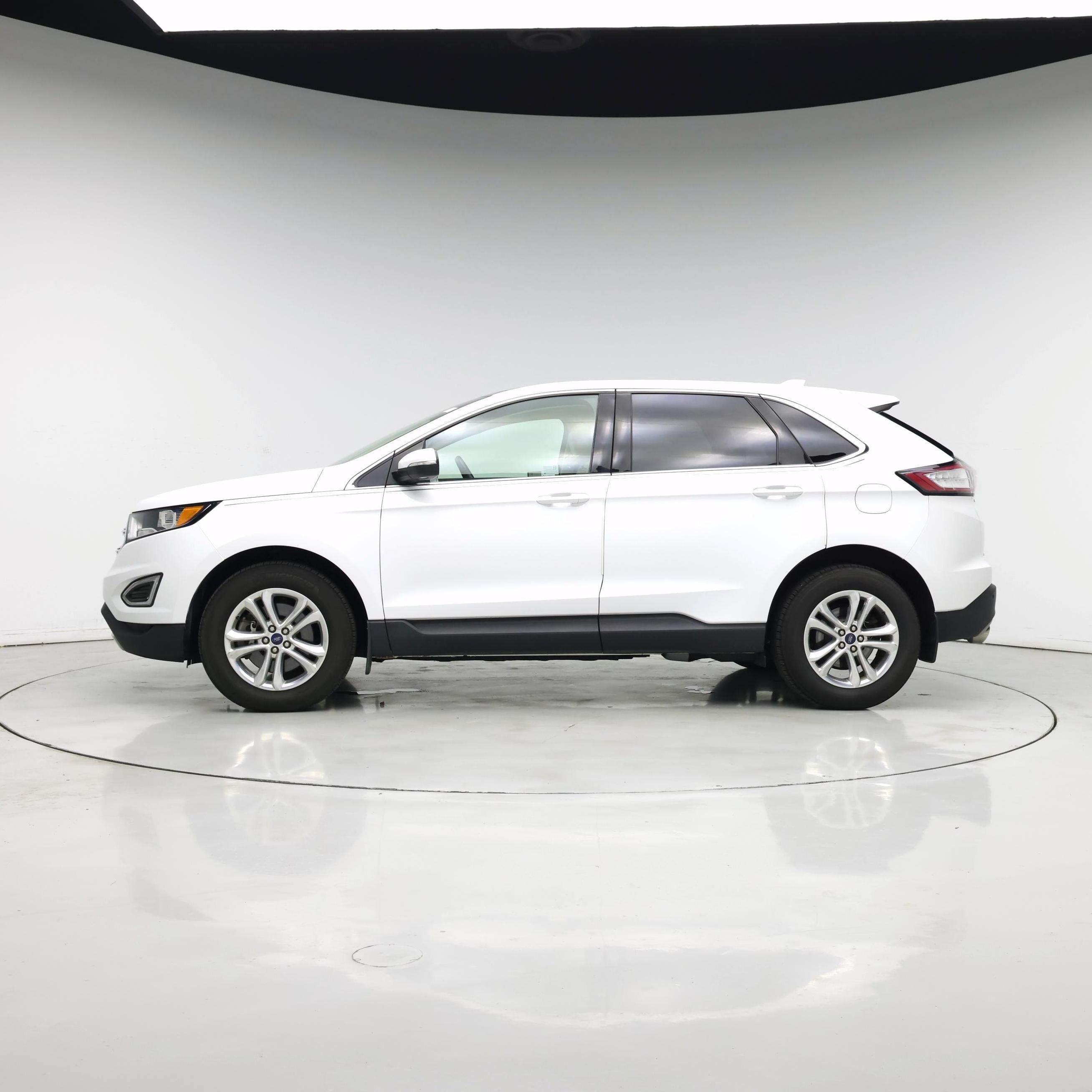 Thumbnail: 2016 Ford Edge - 3