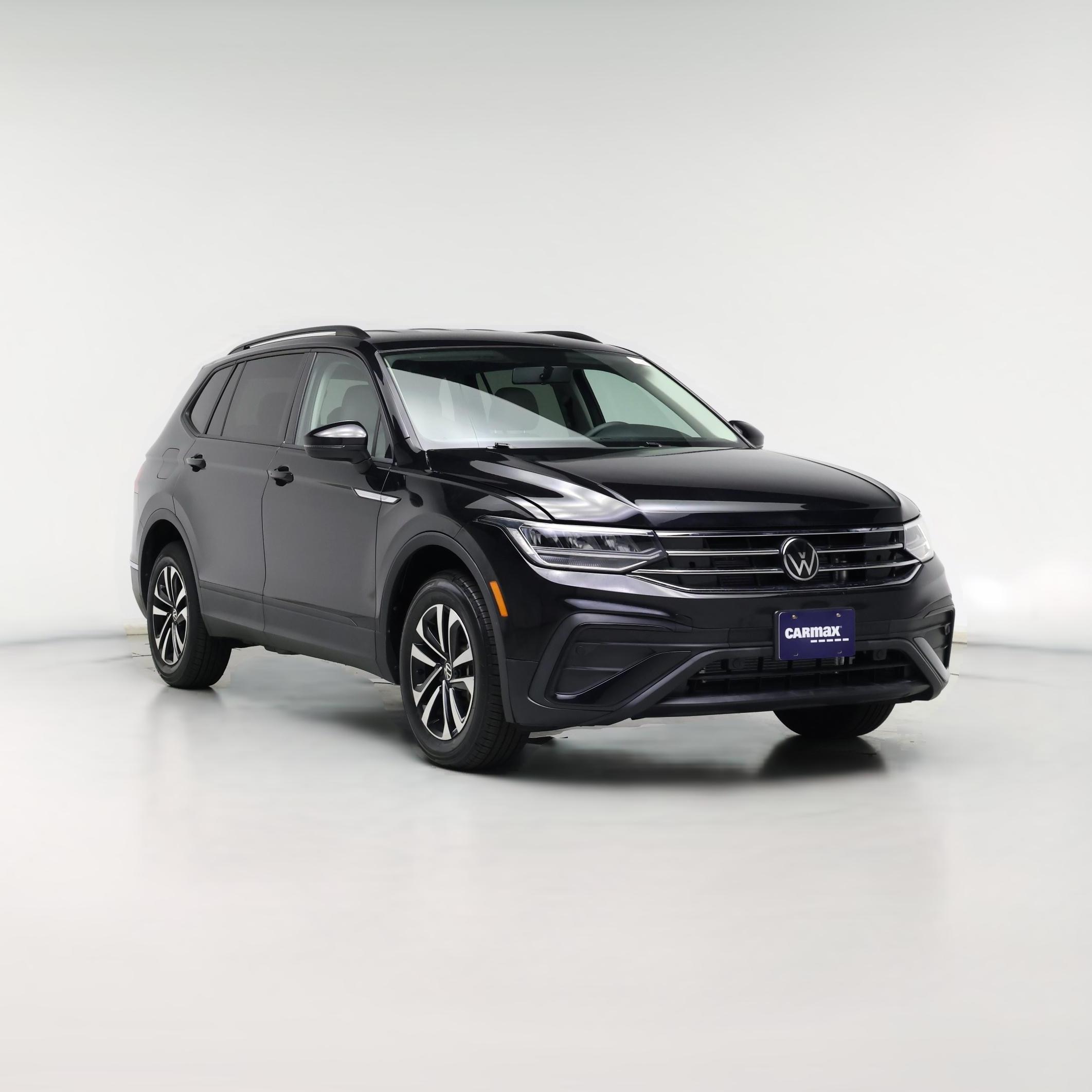 Thumbnail: 2022 Volkswagen Tiguan - 1