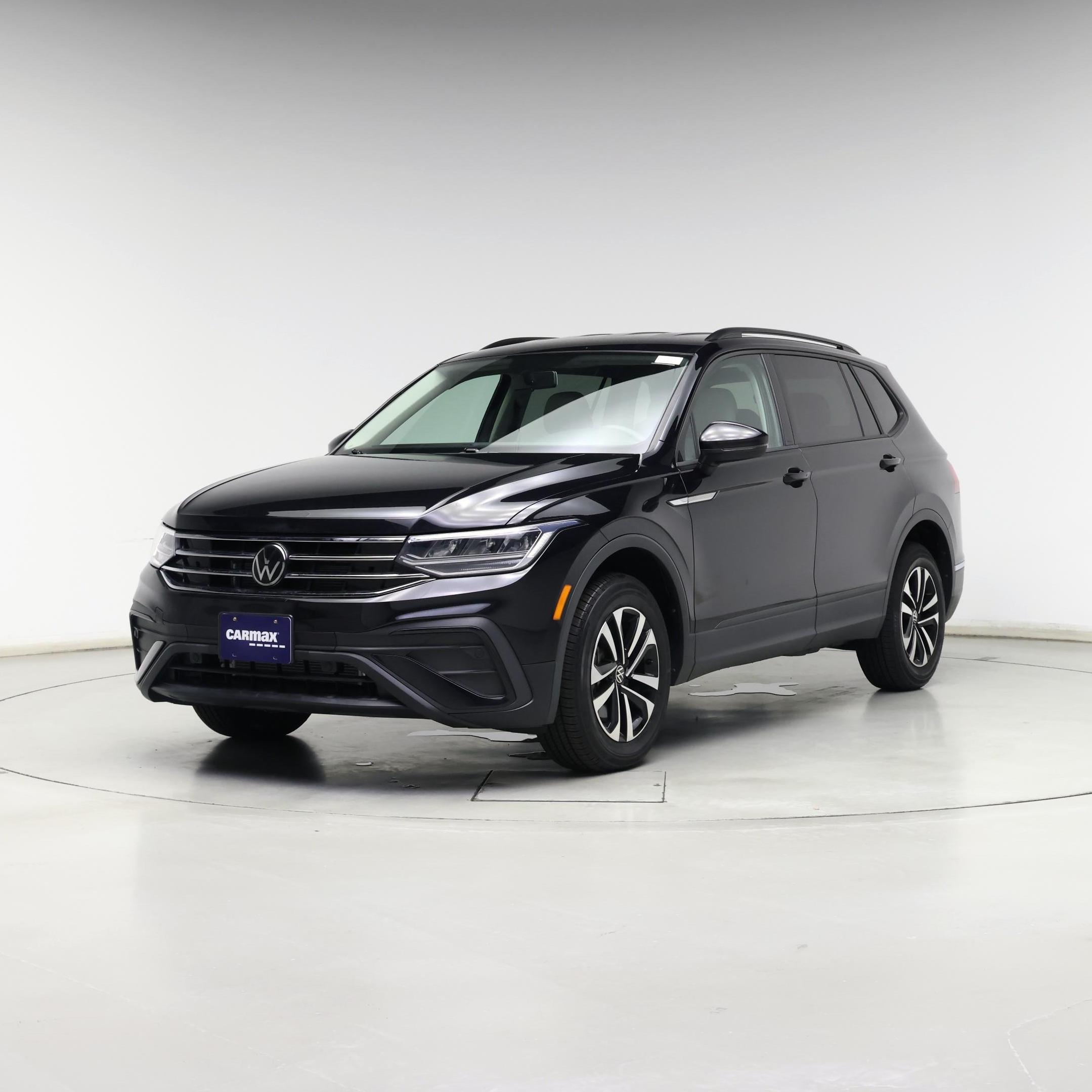 Thumbnail: 2022 Volkswagen Tiguan - 4