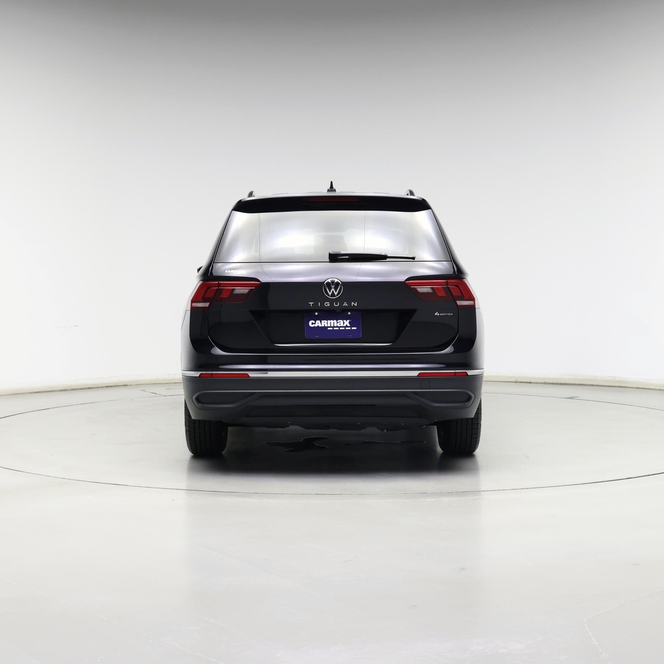 Thumbnail: 2022 Volkswagen Tiguan - 6