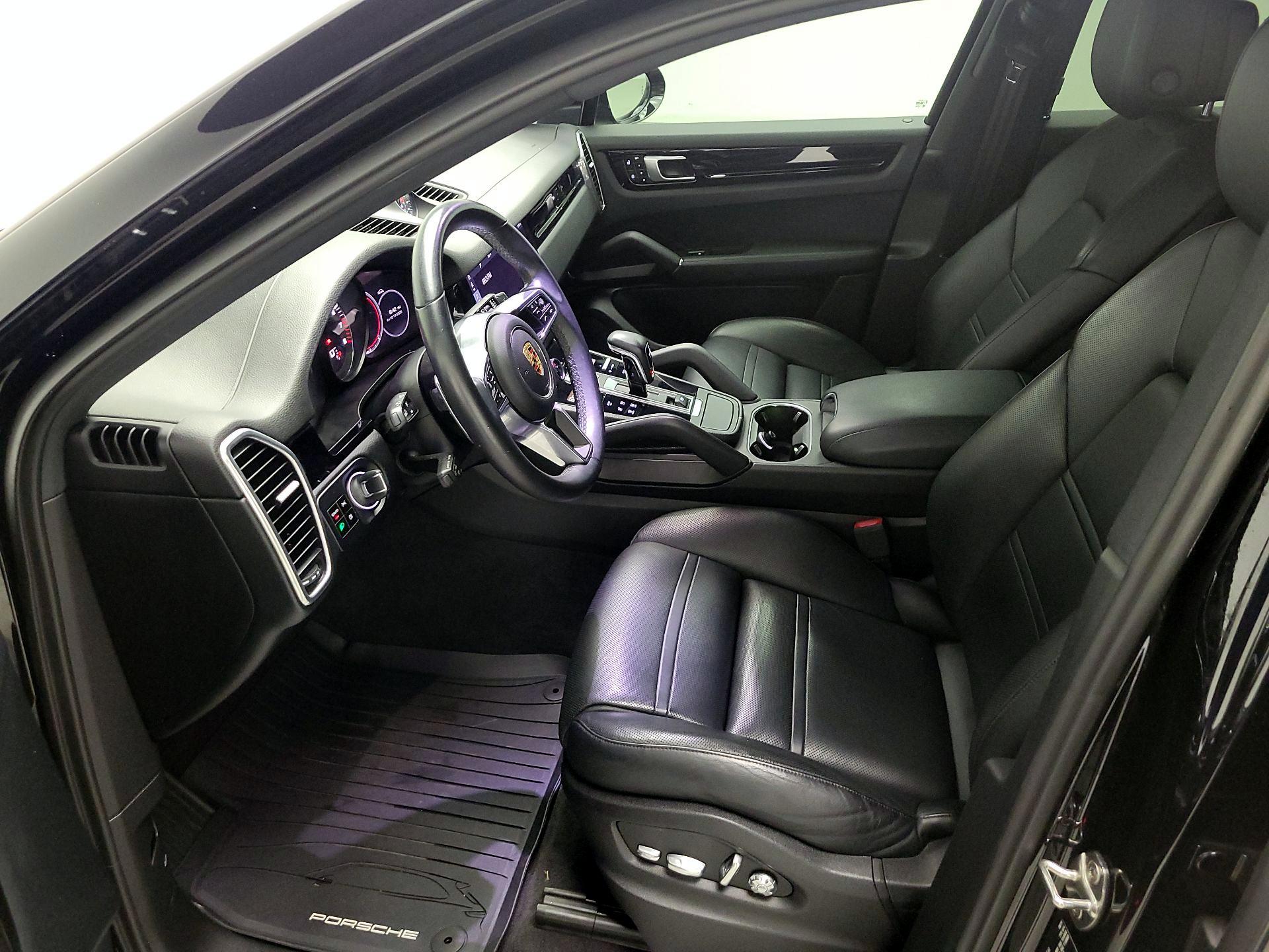Thumbnail: 2020 Porsche Cayenne - 11