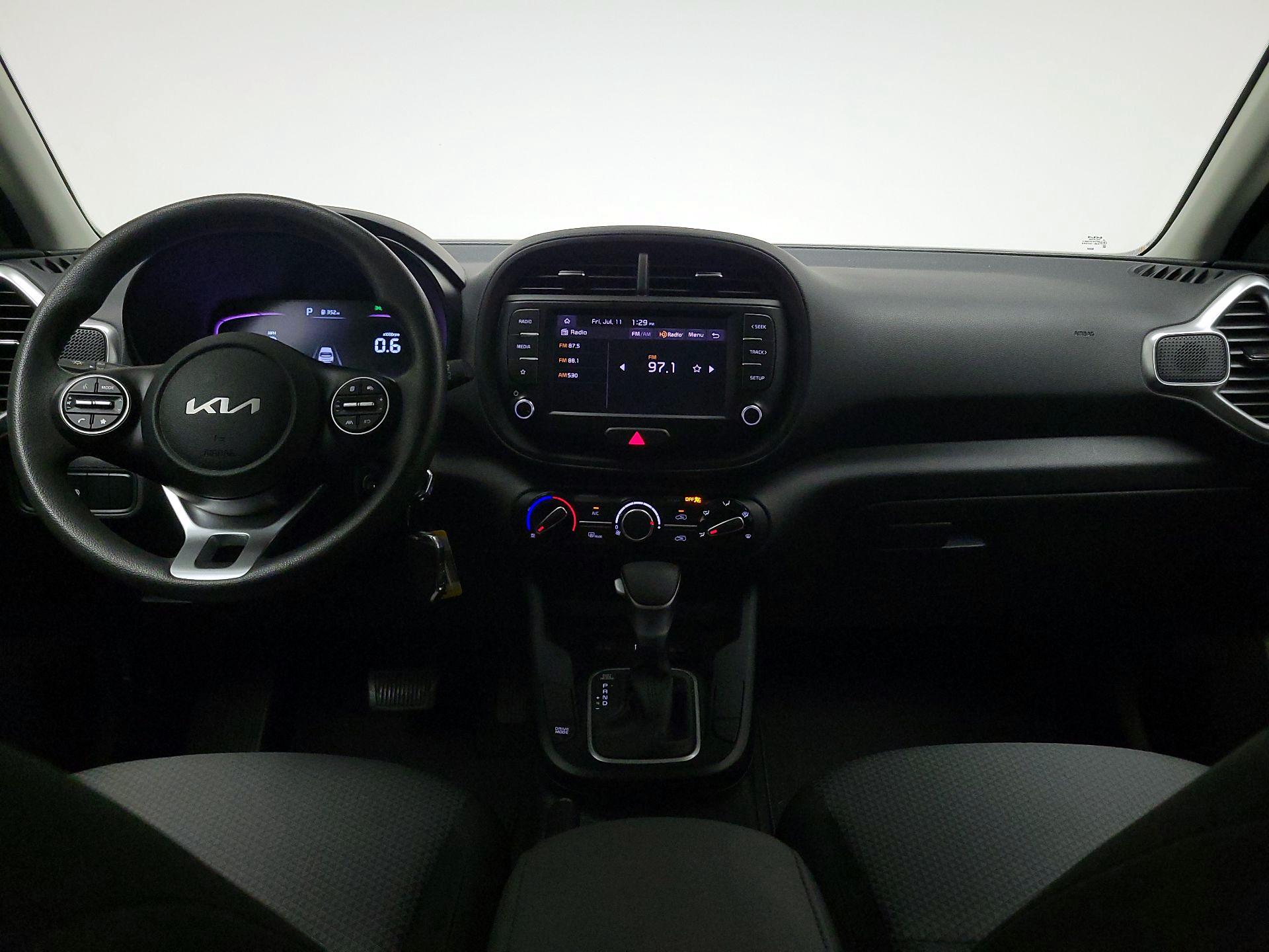 Thumbnail: 2023 Kia Soul - 9