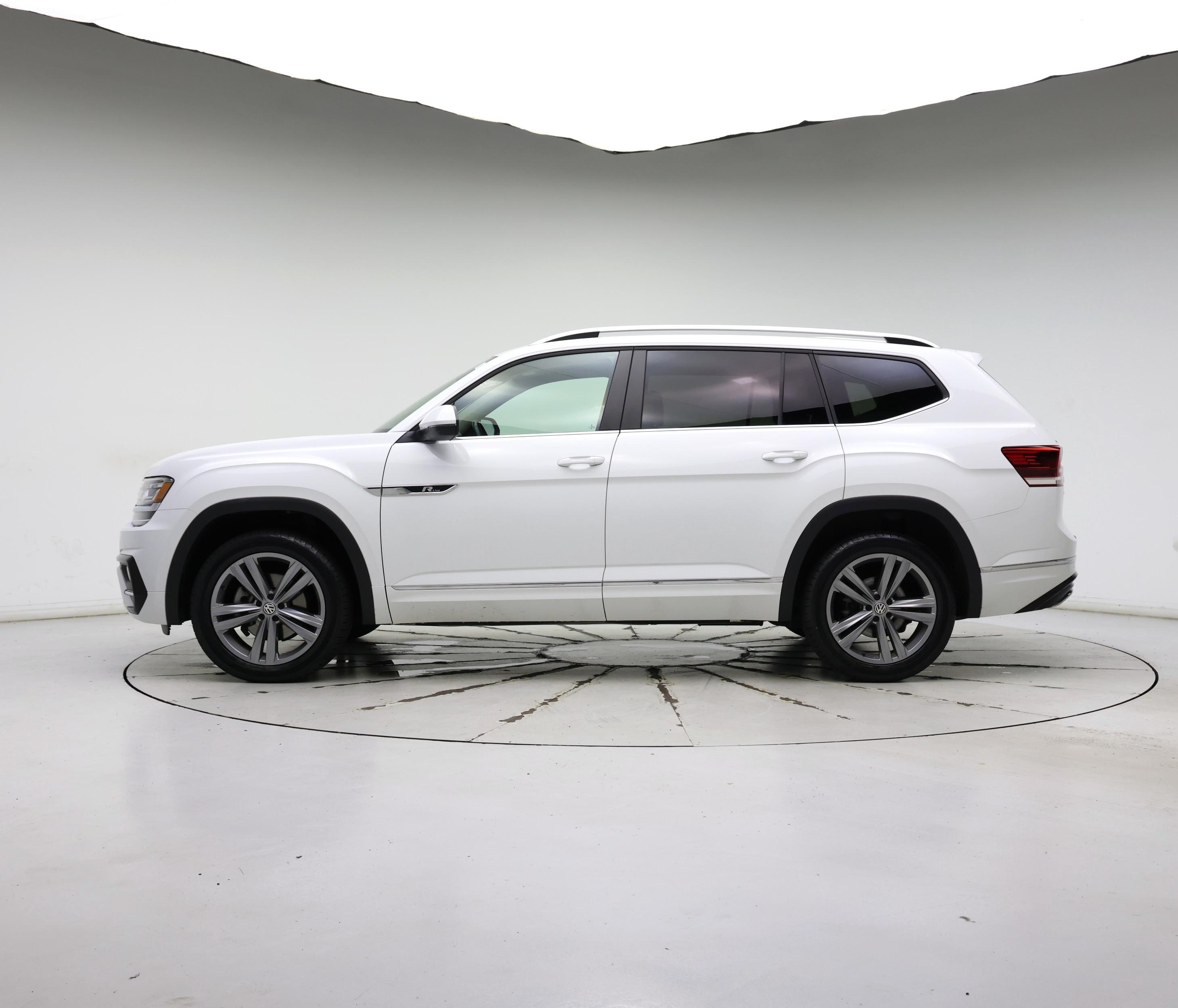 Thumbnail: 2018 Volkswagen Atlas - 3