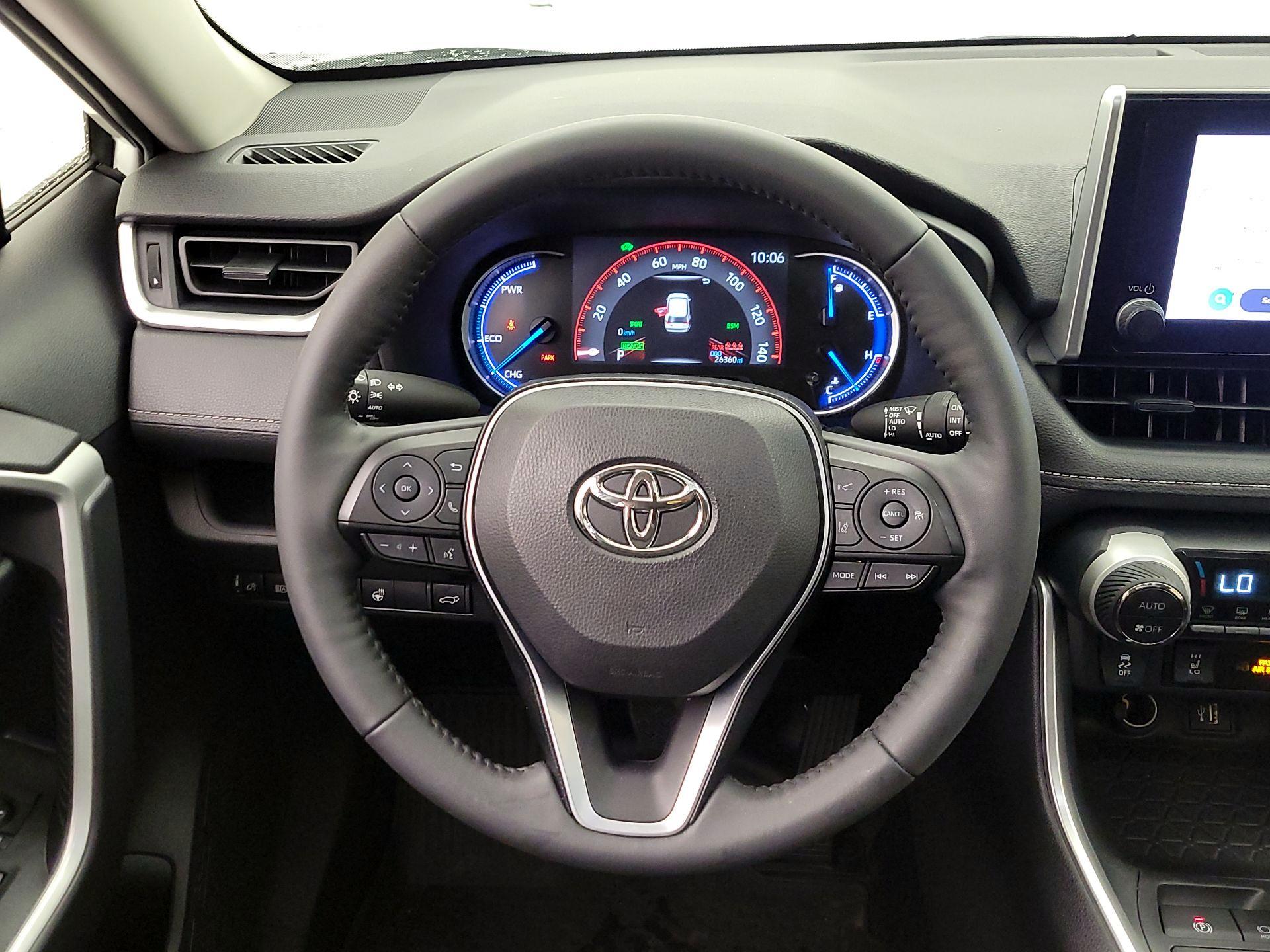 Thumbnail: 2024 Toyota RAV4 - 10