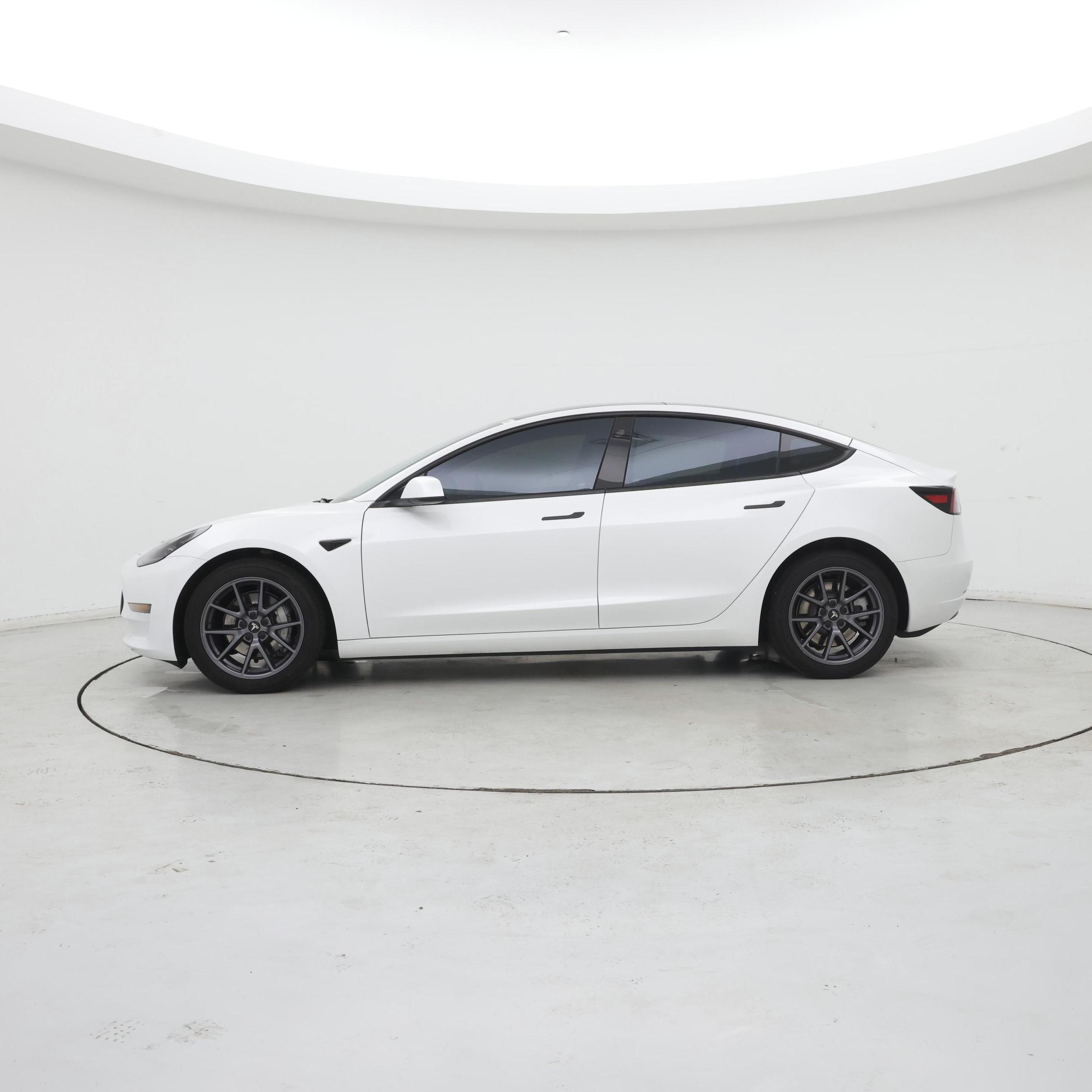 Thumbnail: 2023 Tesla Model 3 - 3