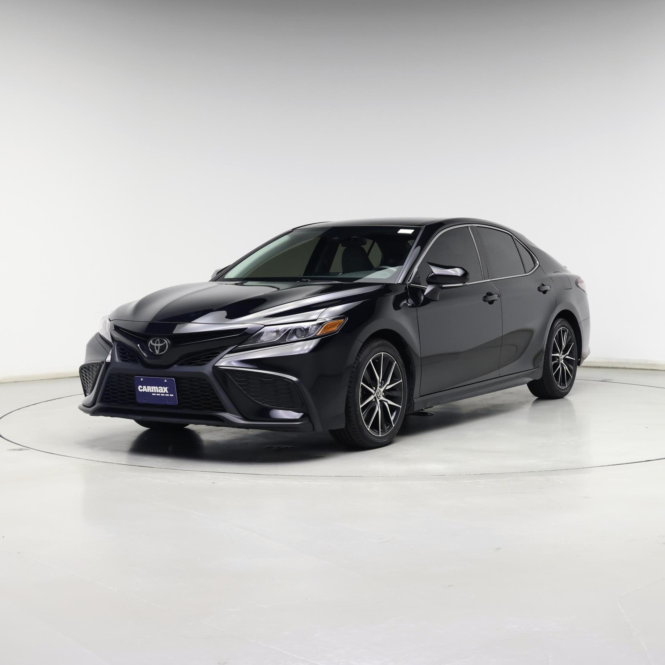 Thumbnail: 2022 Toyota Camry - 4