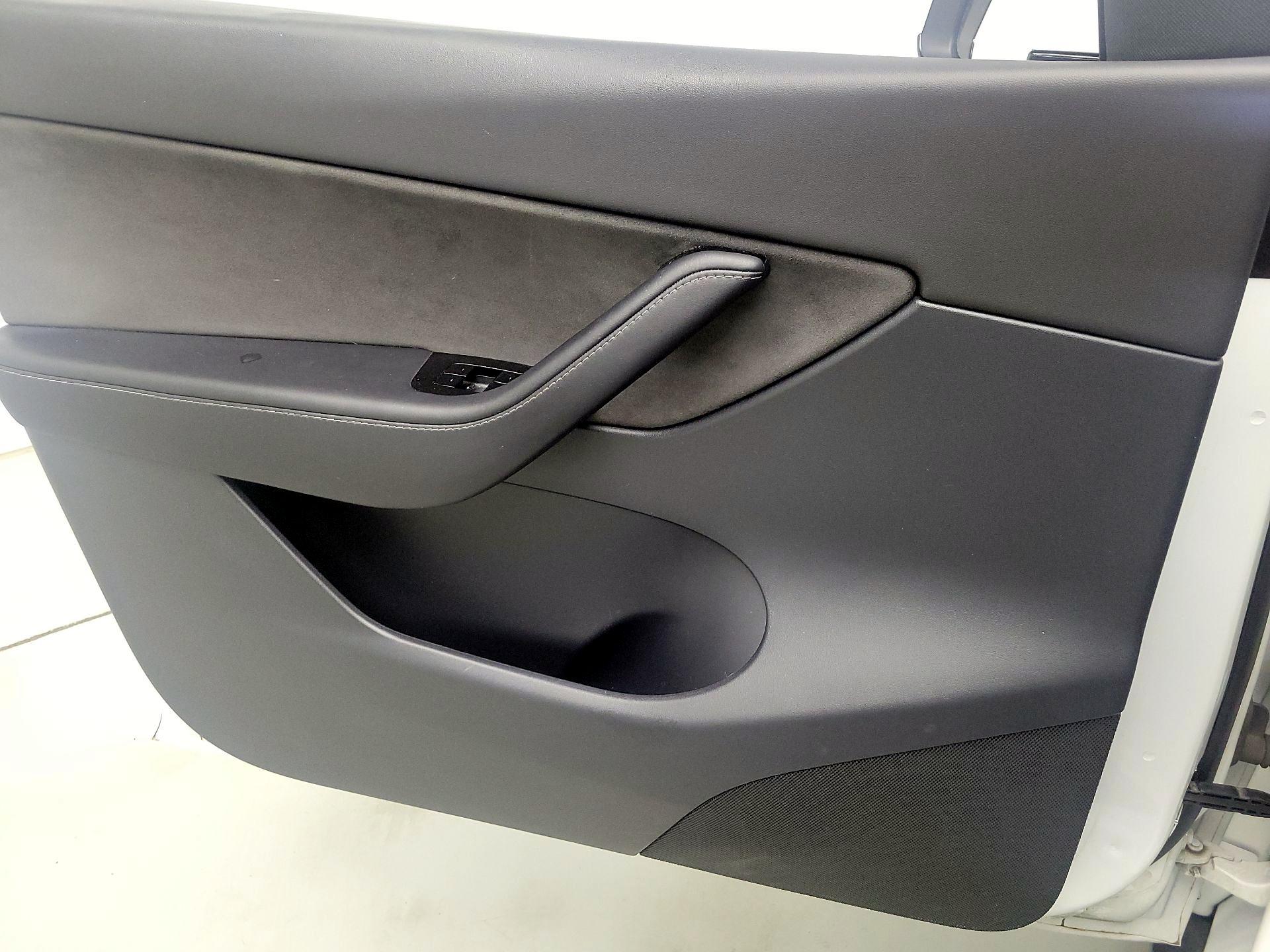 Thumbnail: 2020 Tesla Model Y - 12