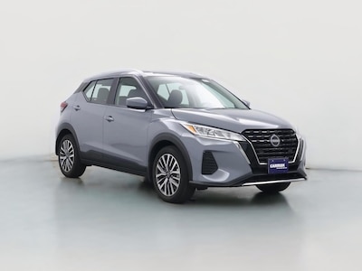 Gray 2024 Nissan Kicks SV