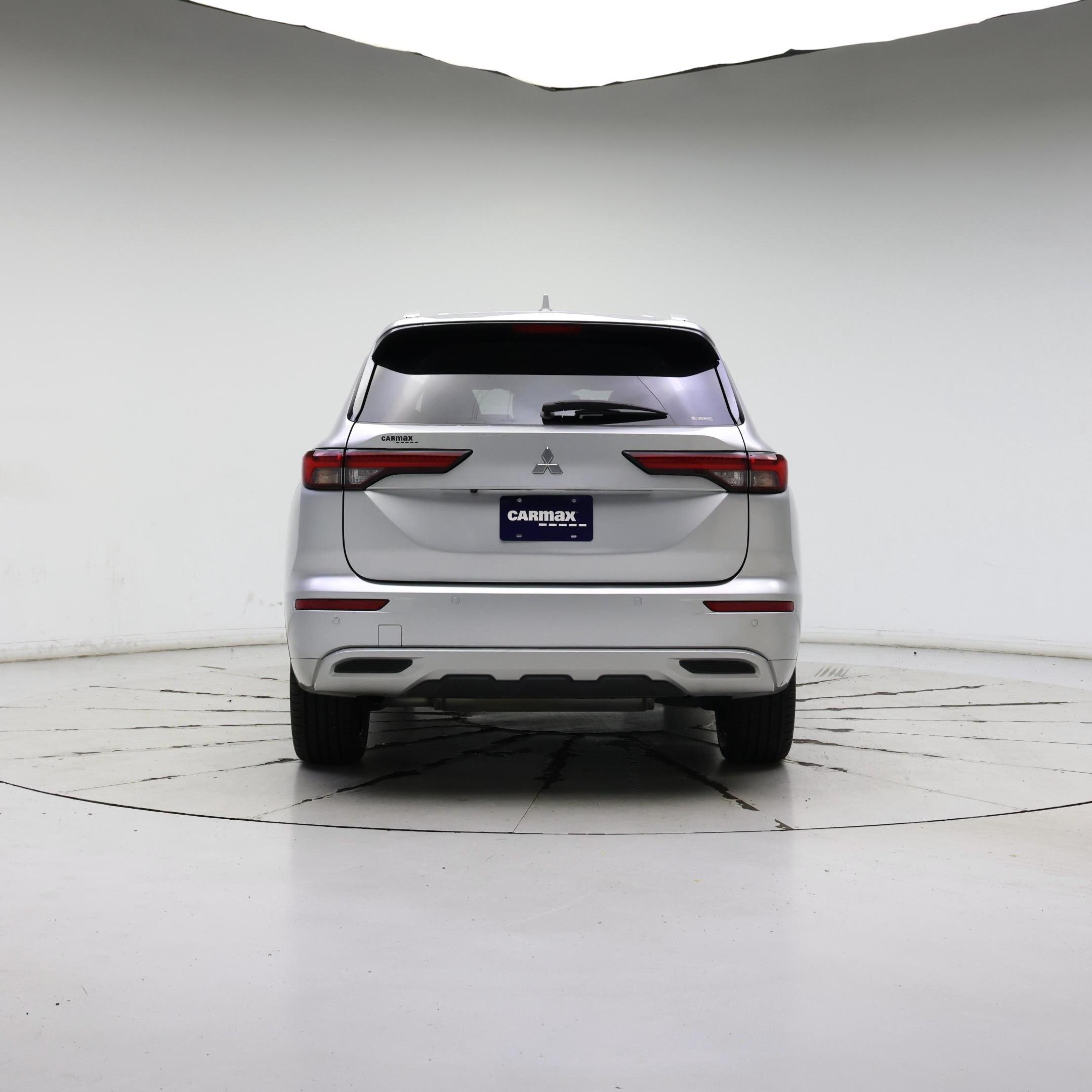 Thumbnail: 2022 Mitsubishi Outlander - 6