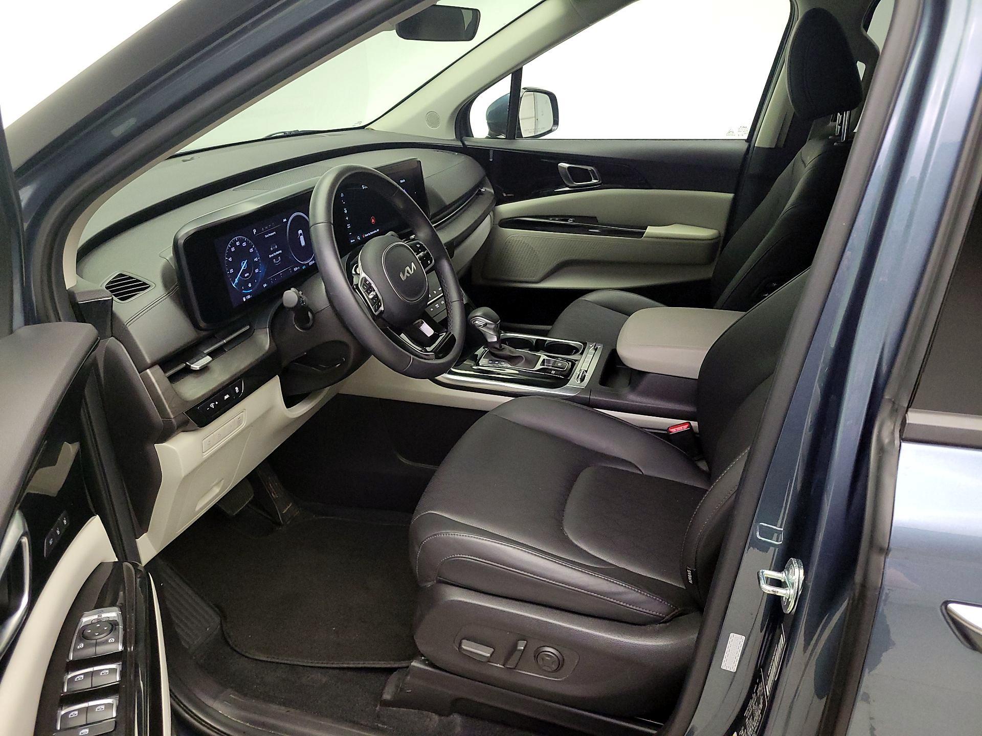 Thumbnail: 2024 Kia Carnival - 11