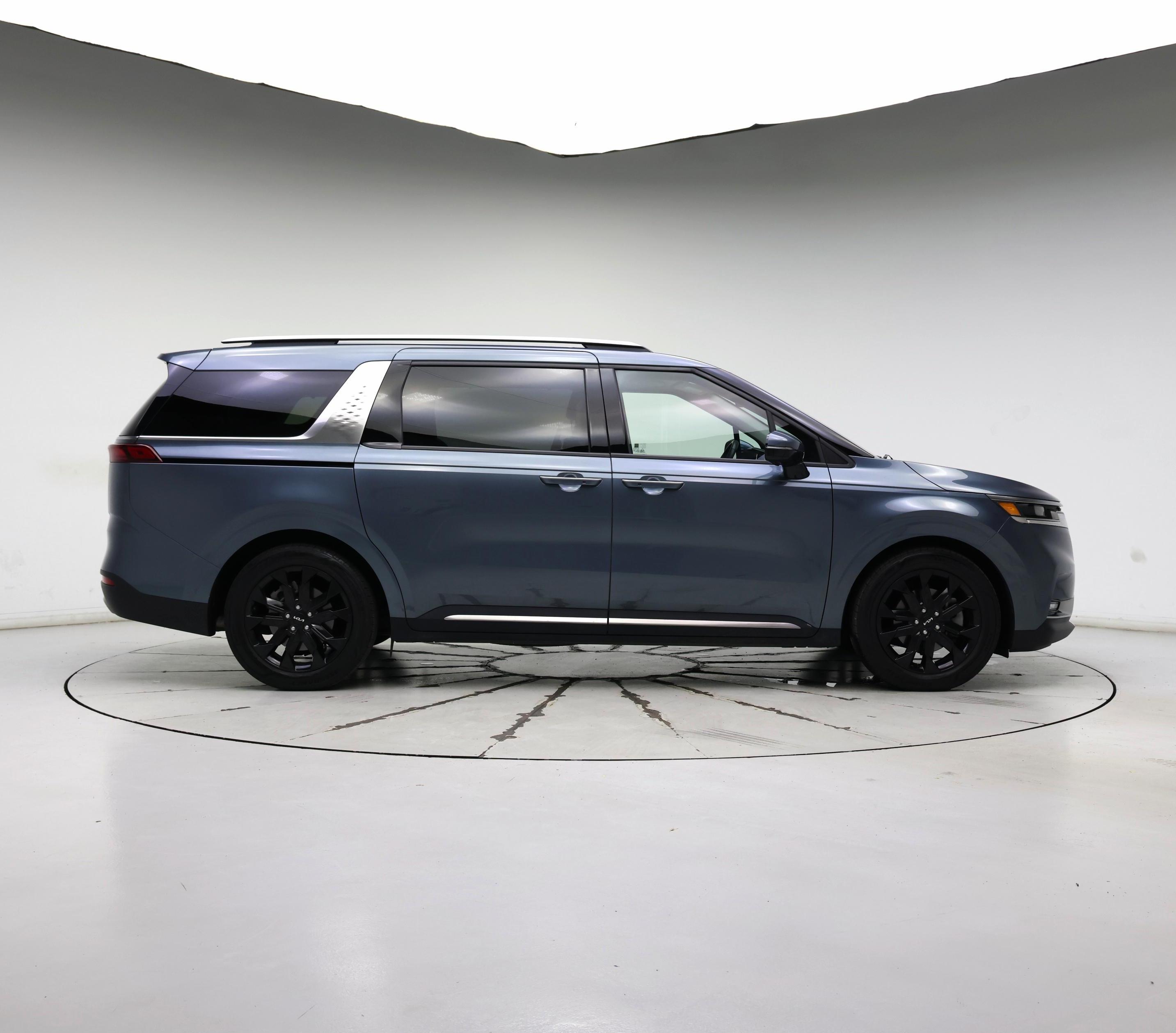 Thumbnail: 2024 Kia Carnival - 7