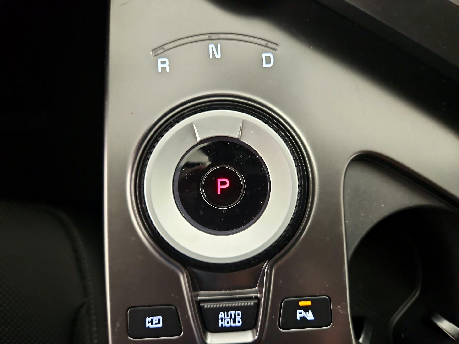 Thumbnail: 2023 Kia EV6 - 18