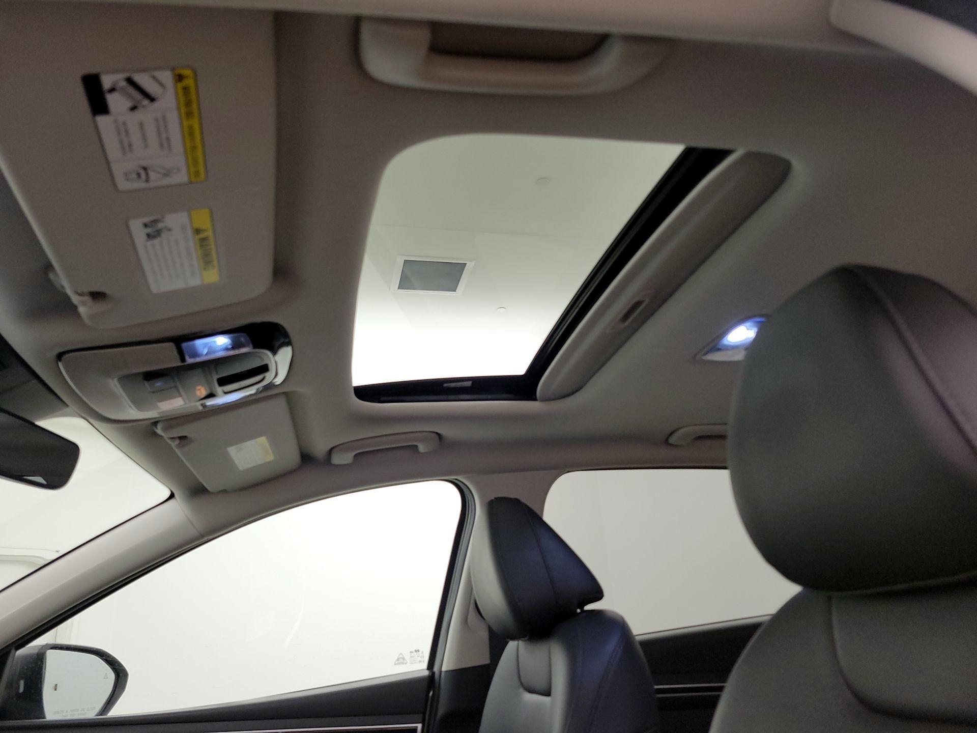 Thumbnail: 2023 Hyundai Tucson - 19