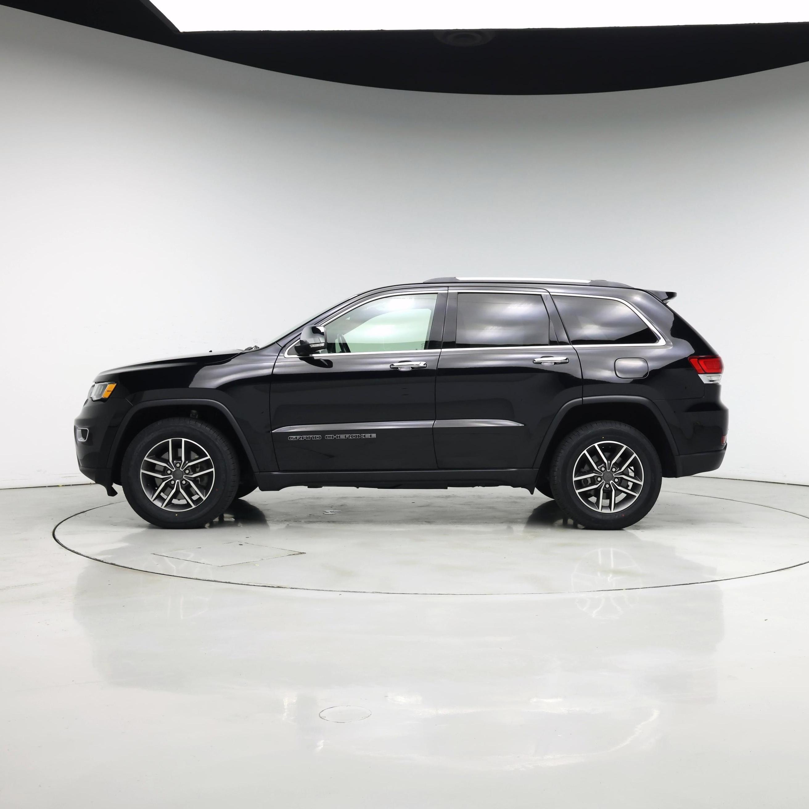 Thumbnail: 2021 Jeep Grand Cherokee - 3