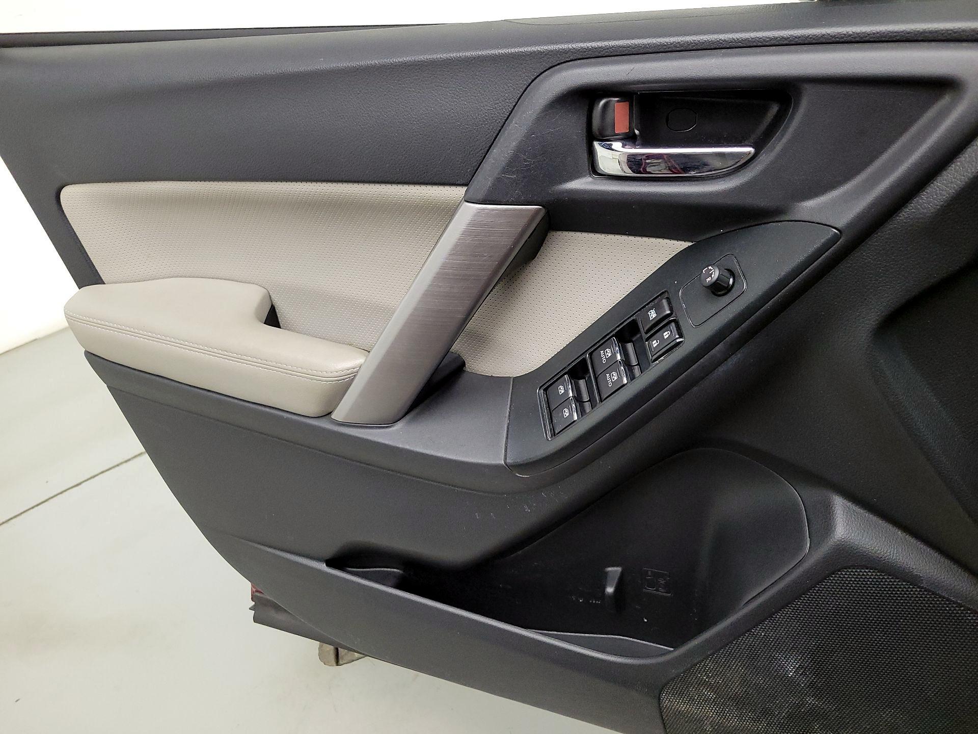 Thumbnail: 2017 Subaru Forester - 12