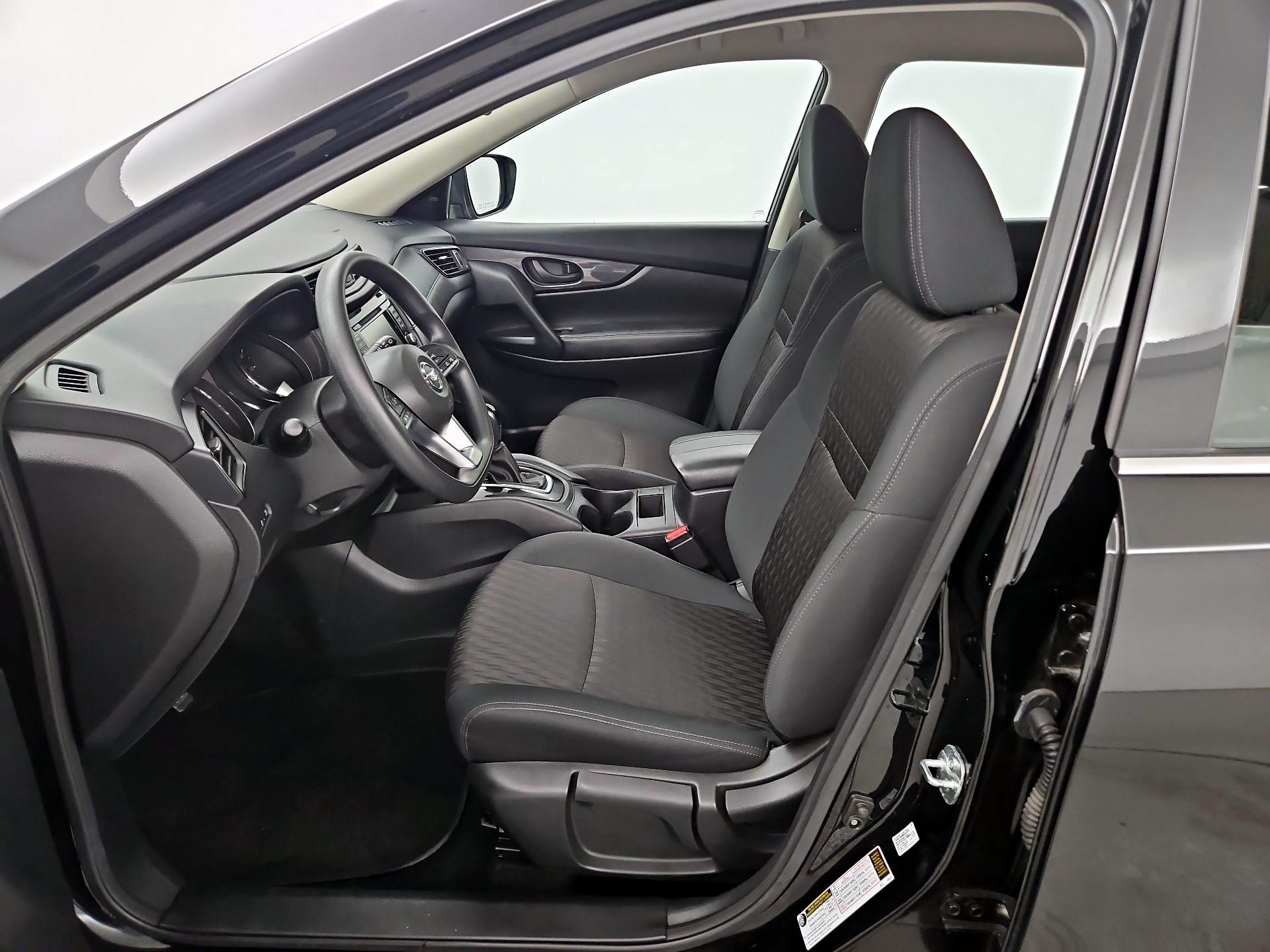 Thumbnail: 2020 Nissan Rogue - 11