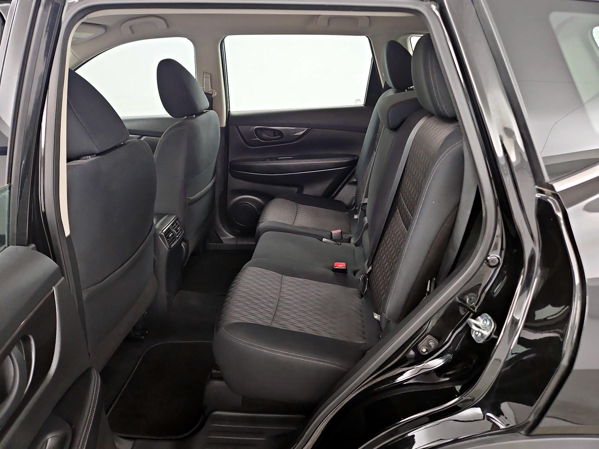 Thumbnail: 2020 Nissan Rogue - 19