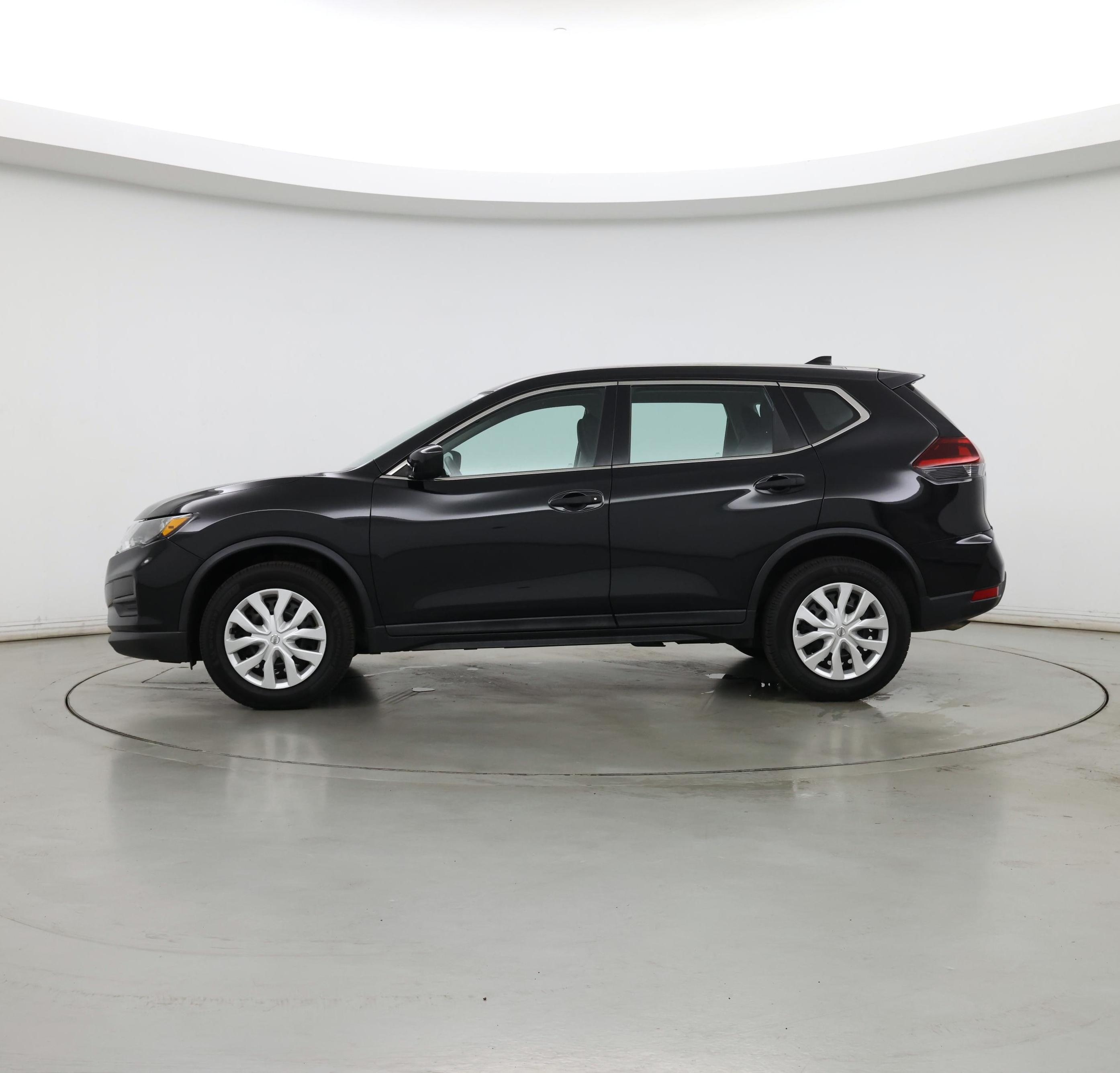 Thumbnail: 2020 Nissan Rogue - 3
