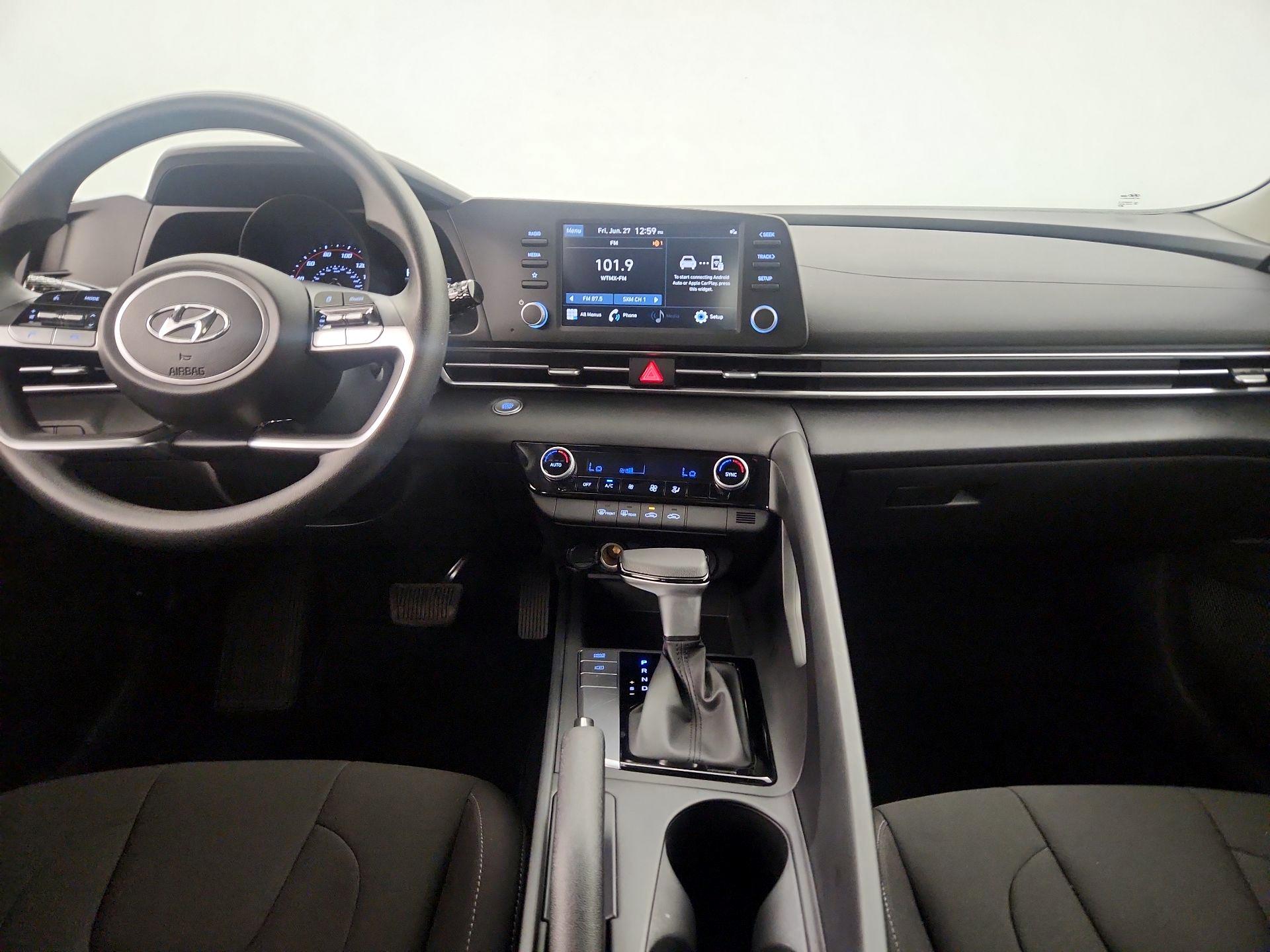 Thumbnail: 2023 Hyundai Elantra - 9