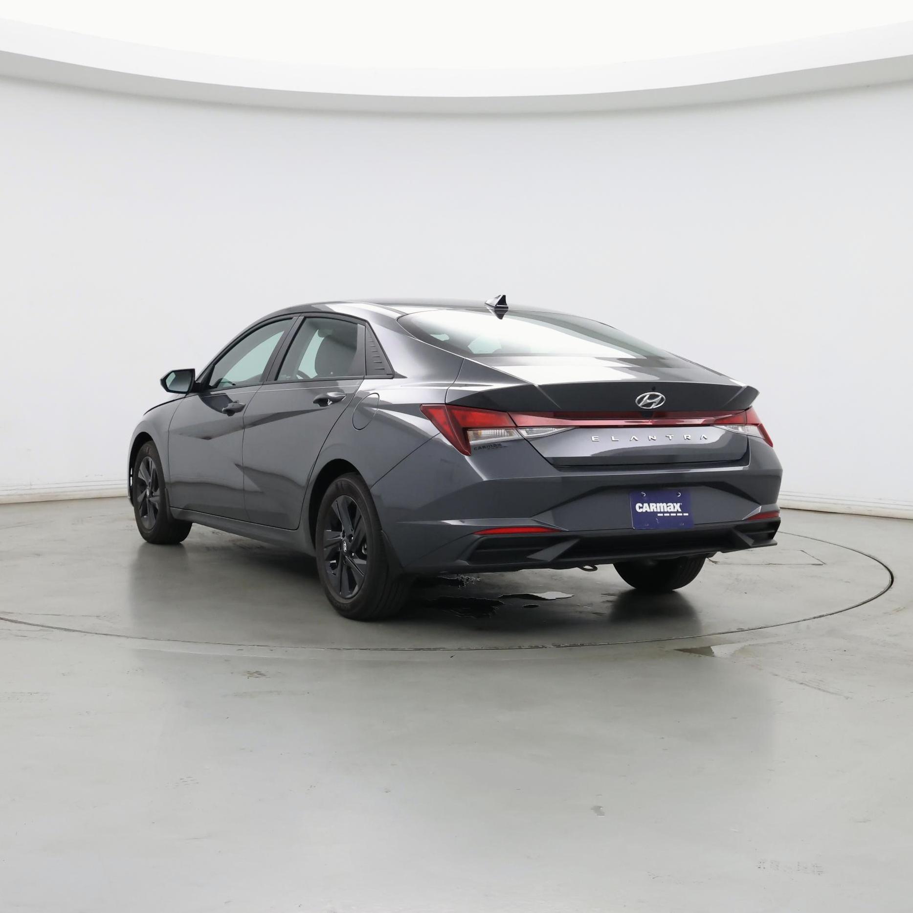 Thumbnail: 2023 Hyundai Elantra - 2